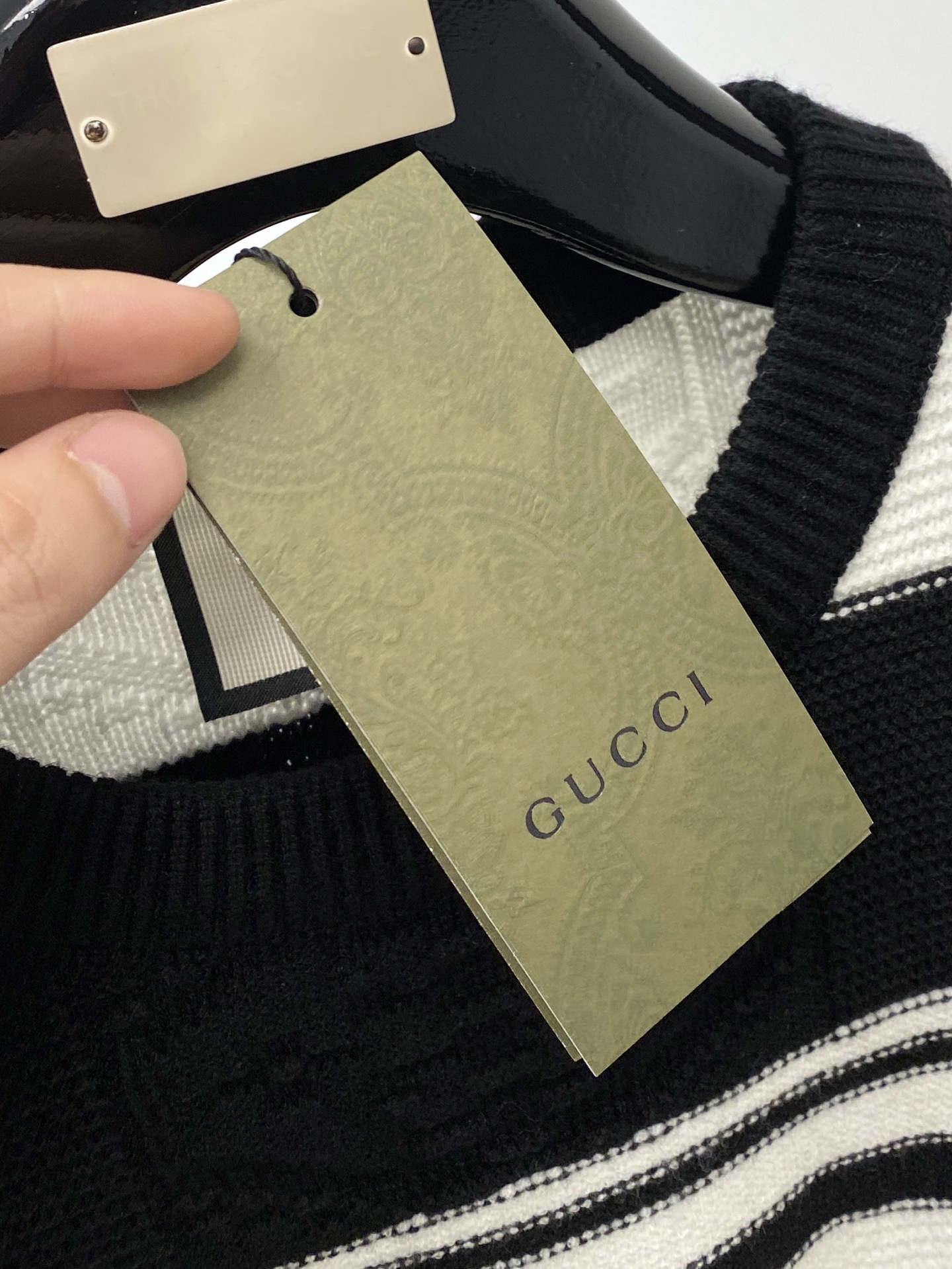 支持年后退换！ 古奇、2025新品羊毛衣 具有手感细腻柔软，可直接与肌肤接触，让暖心的纱线变化出细腻的质