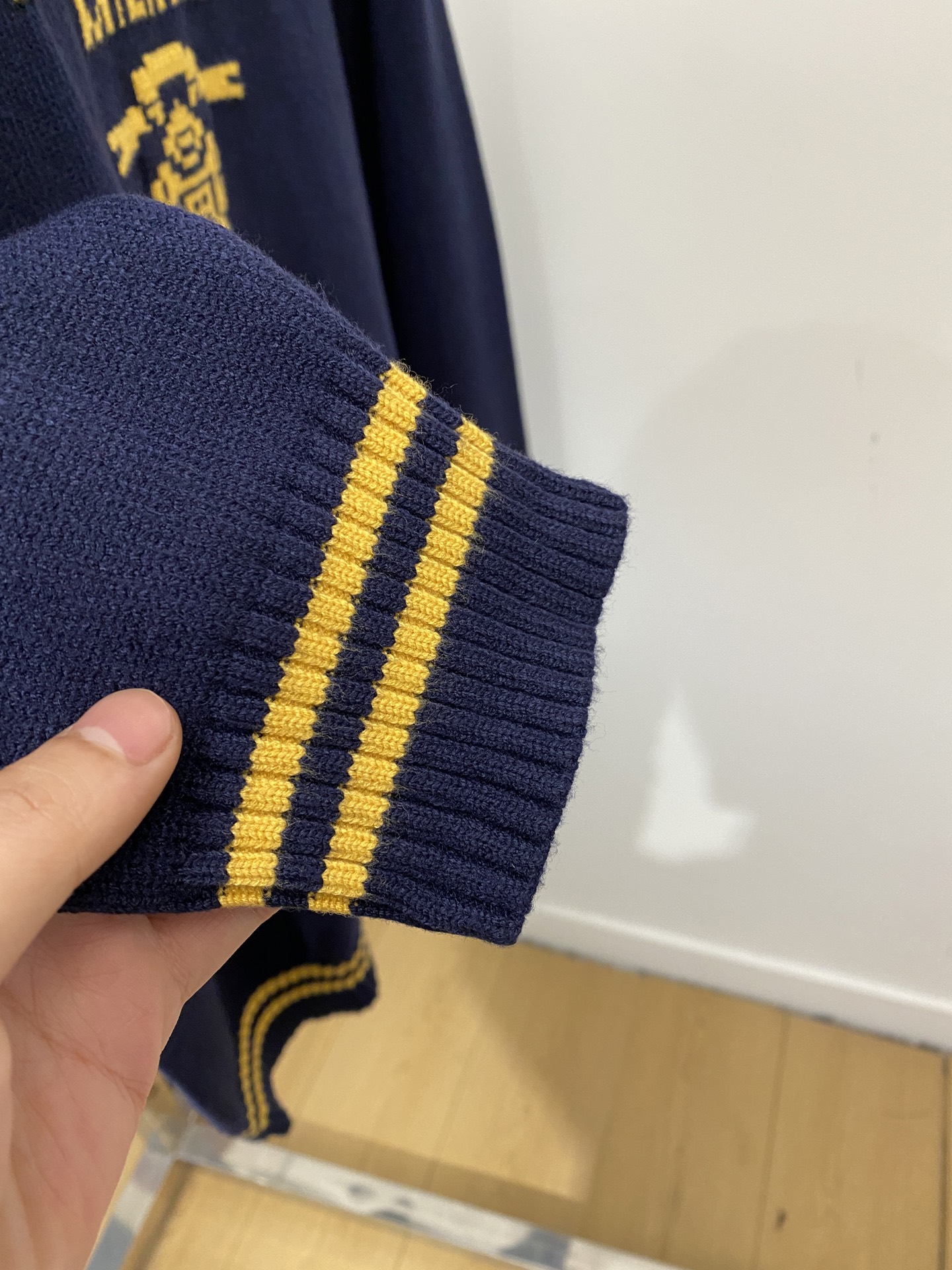 支持年后退换！ 普拉达、2025新品羊毛衣 具有手感细腻柔软，可直接与肌肤接触，让暖心的纱线变化出细腻的