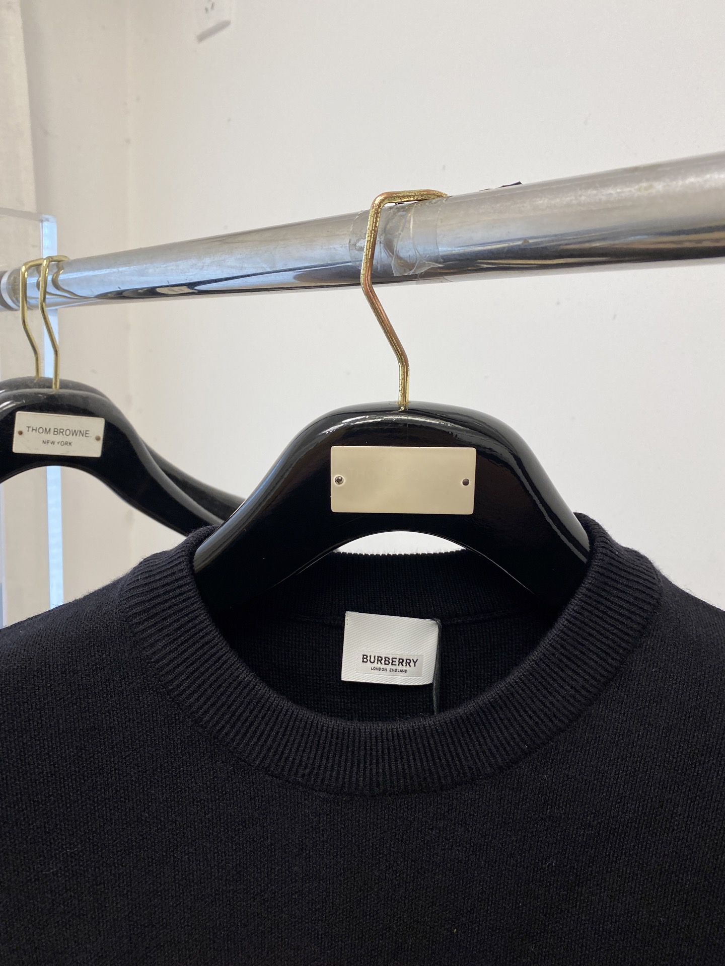 支持年后退换！ 巴宝莉、2025新品羊毛衣 具有手感细腻柔软，可直接与肌肤接触，让暖心的纱线变化出细腻的