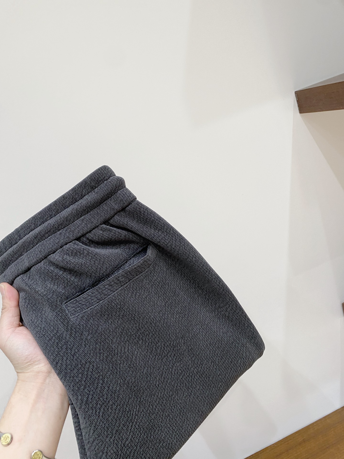 NO:648845,Brunello Cucinelli, 2025 hot style casual pants, high elasticity, slimming, simple and versatile, hot style, fine workmanship, every stitch can be seen attentive, favorite of many celebrities and Internet celebrities, elongating body proportions!  Slightly elastic ^_^Comfortable fabric Details Body size M-3XL Buy now, brunello cucinelli, alexander wang19860909Brunello Cucinelli、2025爆款休闲裤 高弹显瘦必爆简约百搭爆款,做工精细,每一针都看得到用心,超多明星网红最爱 拉长身材比例哦！微弹 ^_^舒适面料 细节体码数M-3XL 立即抢购,,brunello cucinelli,alexander wang,Men's clothing