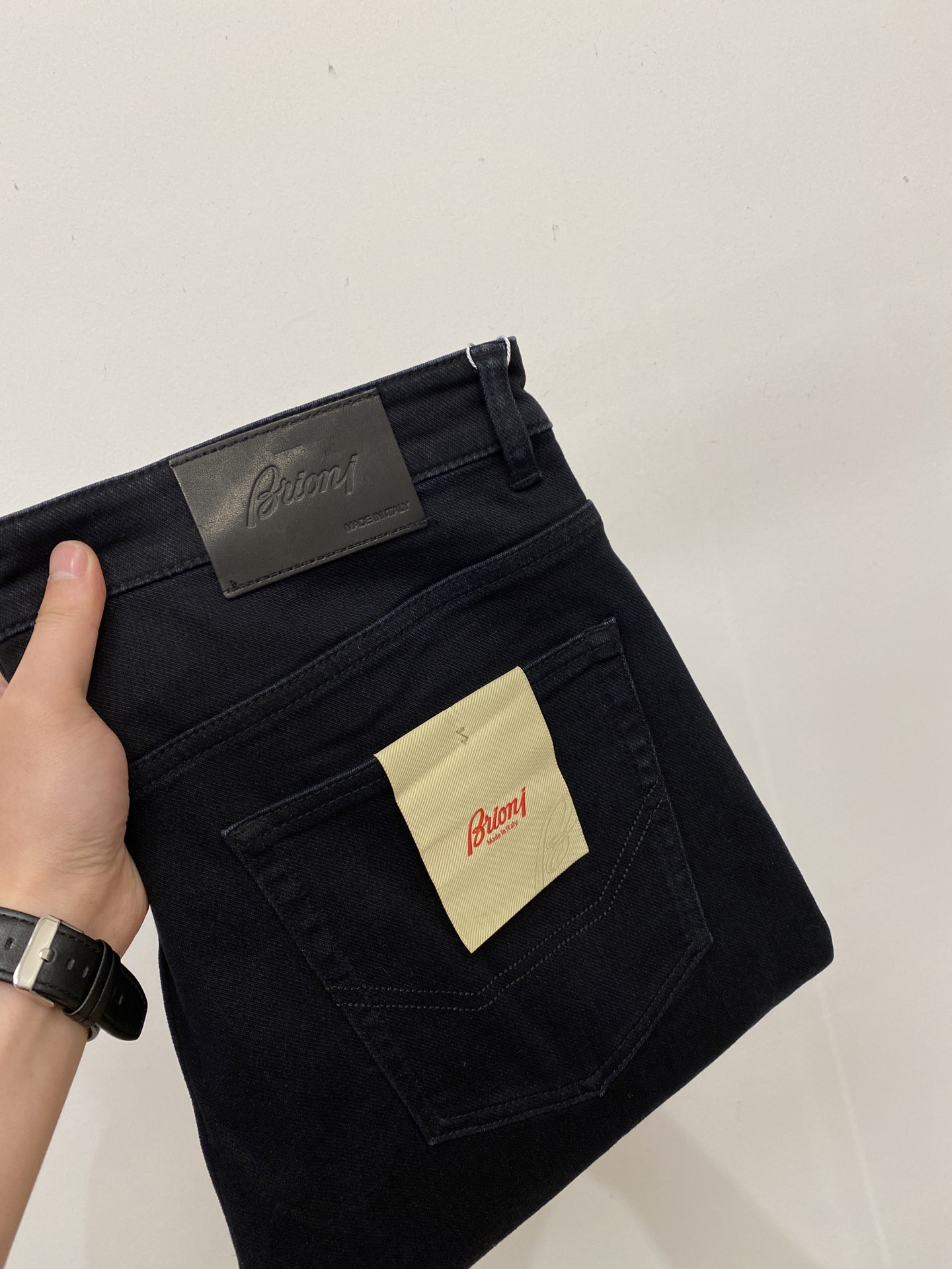 NO:627142,Buomi fashion brand, 2025 latest products, available at counters at the same time, original goods, washed casual jeans, imported original washed stretch fabrics, comfortable and elastic, original hardware accessories decorated with logo, super correct version, extremely high grade, counter quality, fashionable and stylish upper body, size 29-40, jeans, alexander wang19860909Buomi 时尚潮牌、2025最新品,专柜同步有售,原单狠货,水洗休闲牛仔裤,进口原版水洗弹力面料,舒适有弹性,原版五金辅料装饰logo,版型超正,档次极高,专柜品质,上身时尚有型,码数29-40,,jeans,alexander wang,Men's clothing