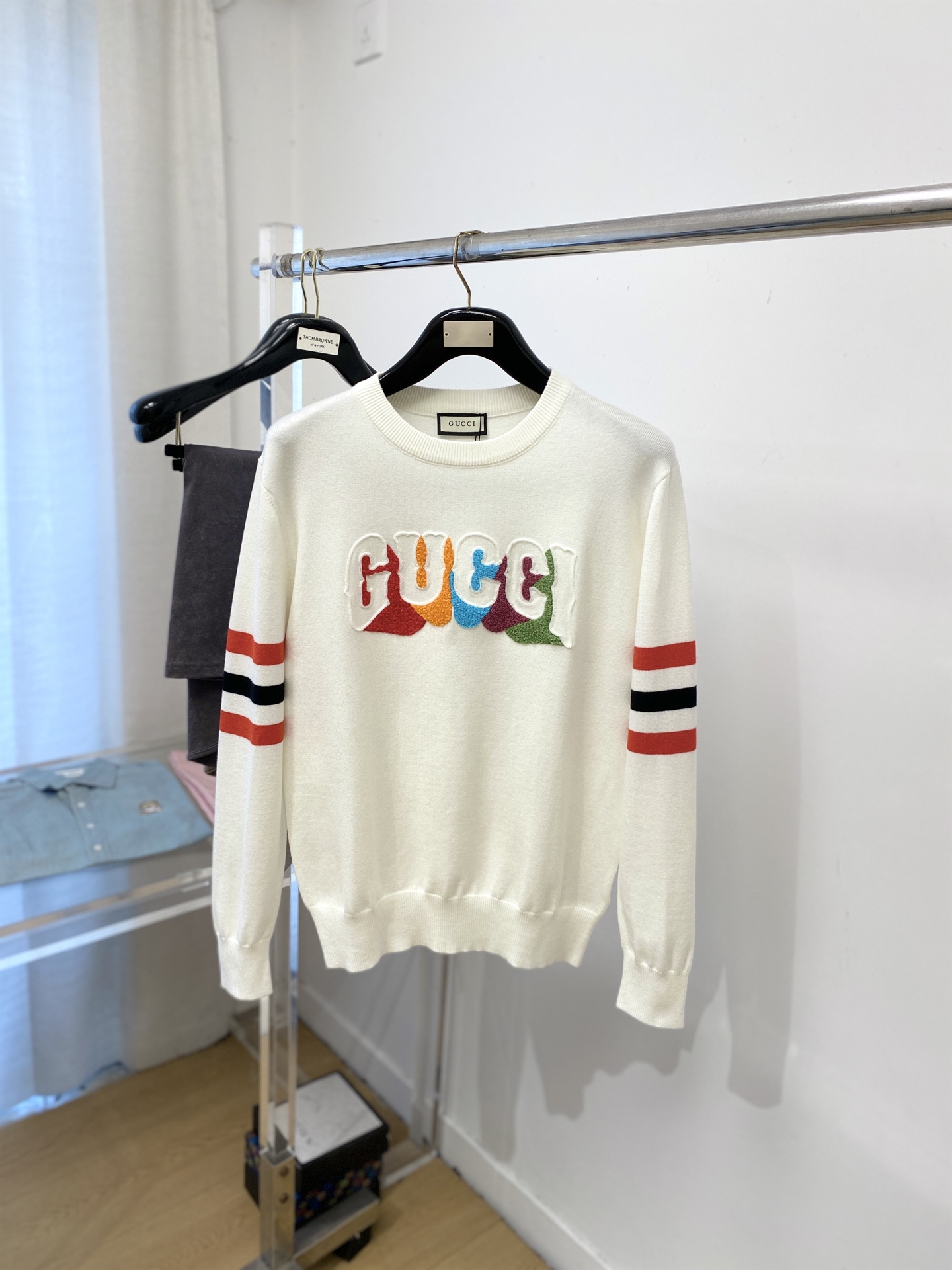 古奇、2025新品羊毛衣 具有手感细腻柔软，可直接与肌肤接触，让暖心的纱线变化出细腻的质感，顶级工艺极具