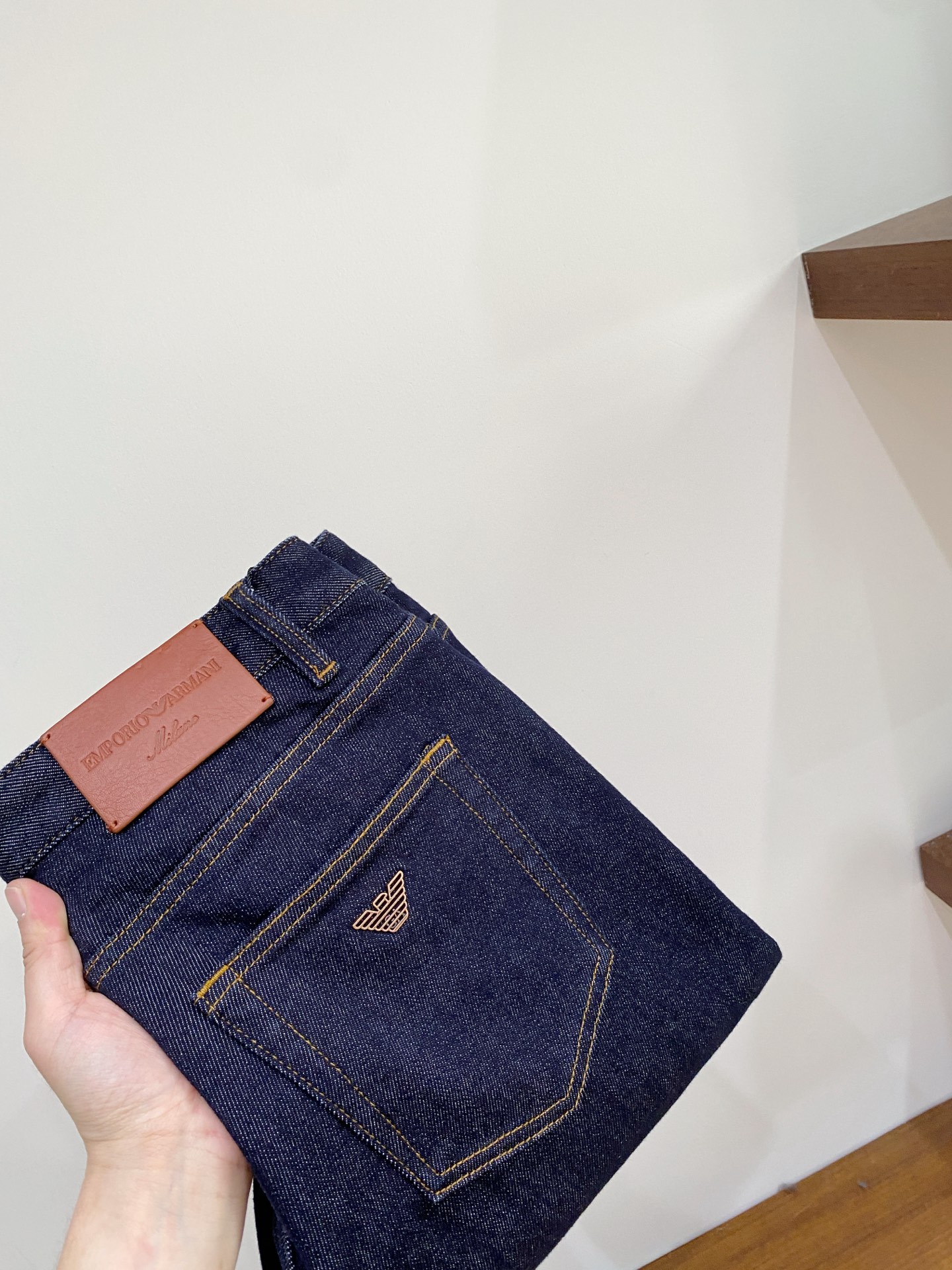 NO:692489,Armani, 2025 latest products, available at counters at the same time, original goods, washed casual jeans, imported original washed stretch fabrics, comfortable and elastic, original hardware accessories decorated with logo, super correct version, extremely high grade, counter quality, fashionable upper body, size 29-36, buy now, armani,jeans,19860909阿玛尼、 2025最新品,专柜同步有售,原单狠货,水洗休闲牛仔裤,进口原版水洗弹力面料,舒适有弹性,原版五金辅料装饰logo,版型超正,档次极高,专柜品质,上身时尚有型,码数29-36 立即抢购,,armani,jeans,,Men's clothing