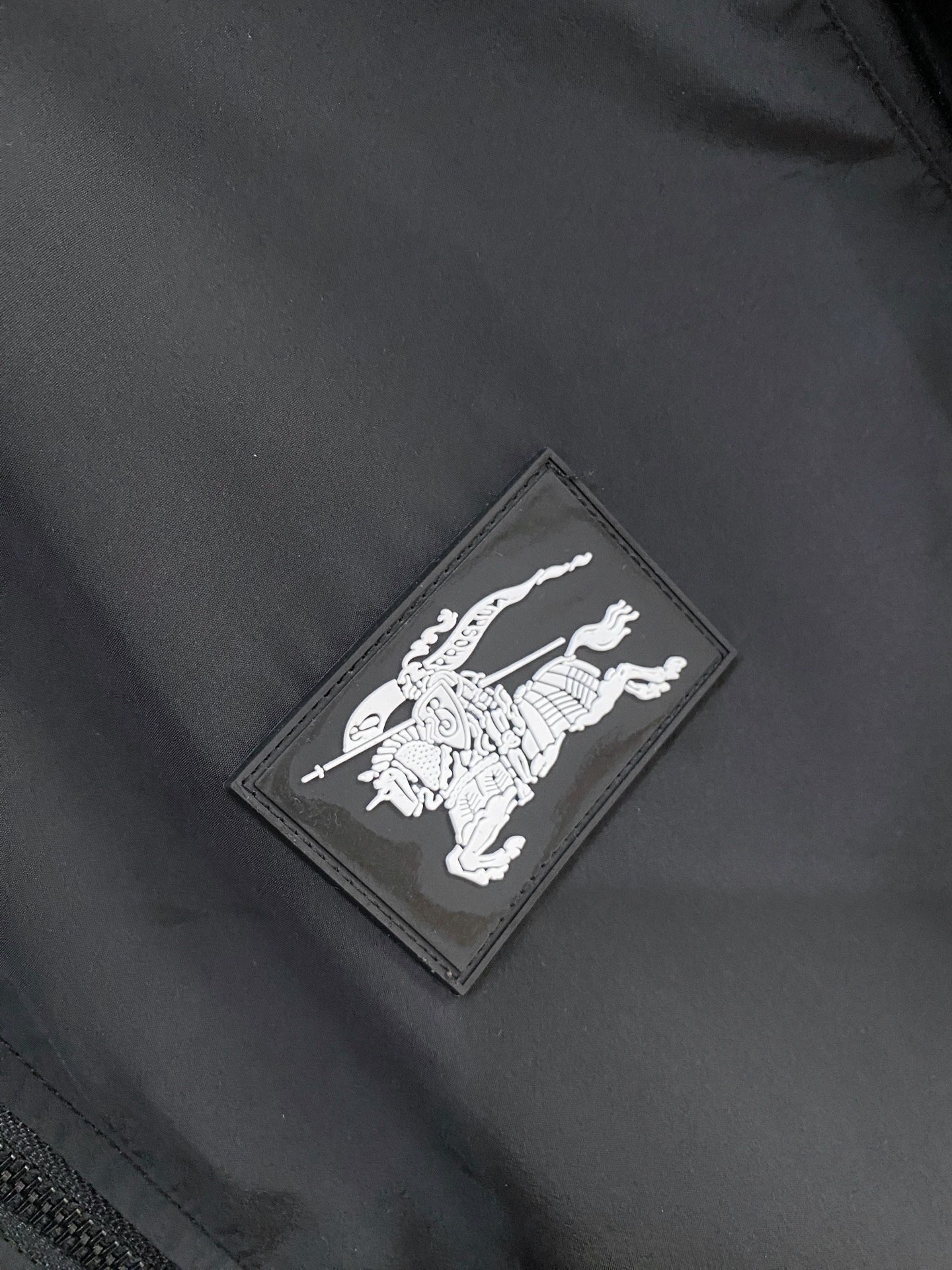 巴宝莉、2025新品双面穿夹克外套，时尚帅气，简约百搭款，经典巴宝莉格纹logo，定制原版面料，不仅挺括