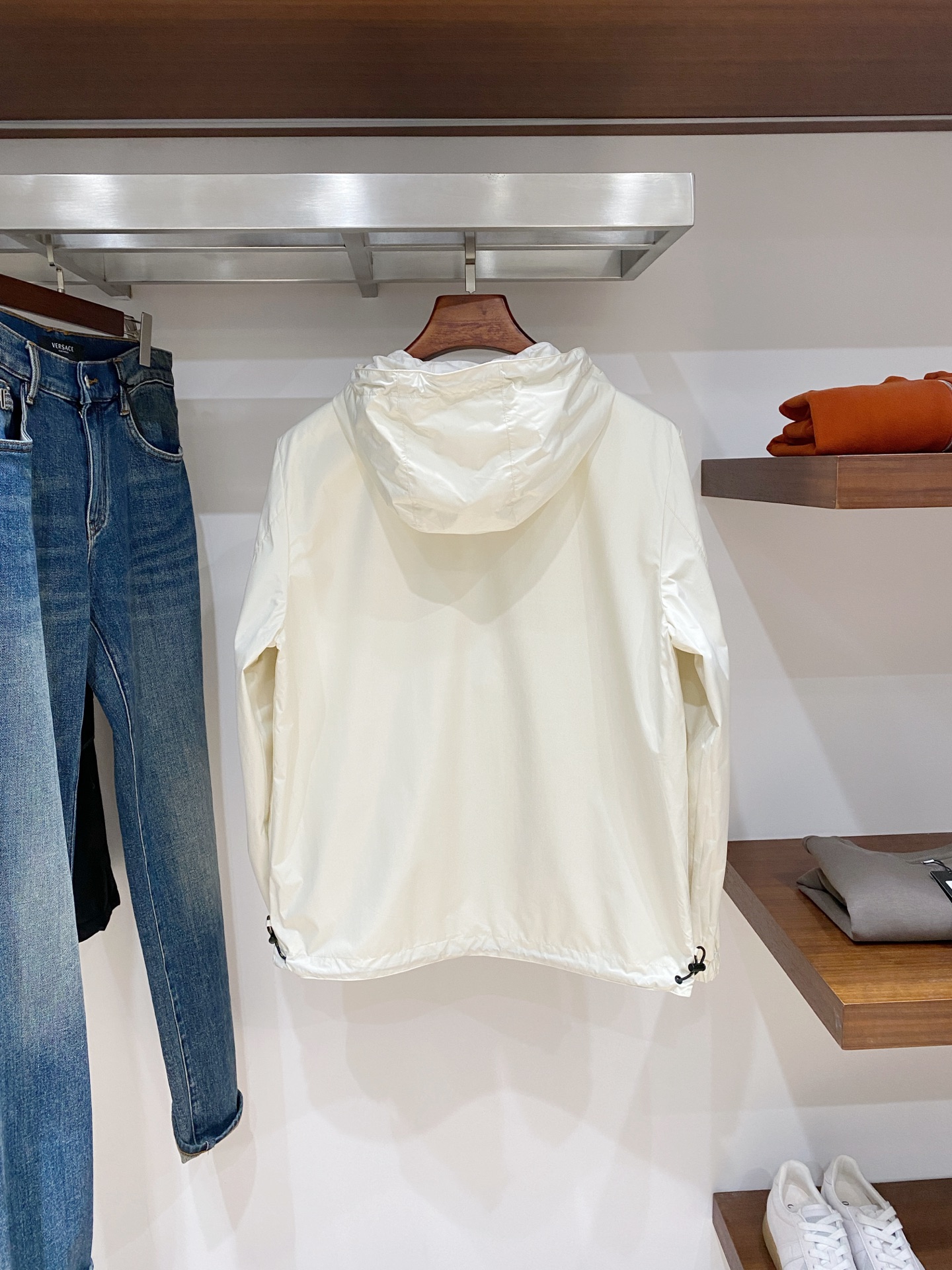 芬迪、2025新品双面穿夹克外套，时尚帅气，简约百搭款，顶级数码定位定织字母logo，定制原版面料，不仅