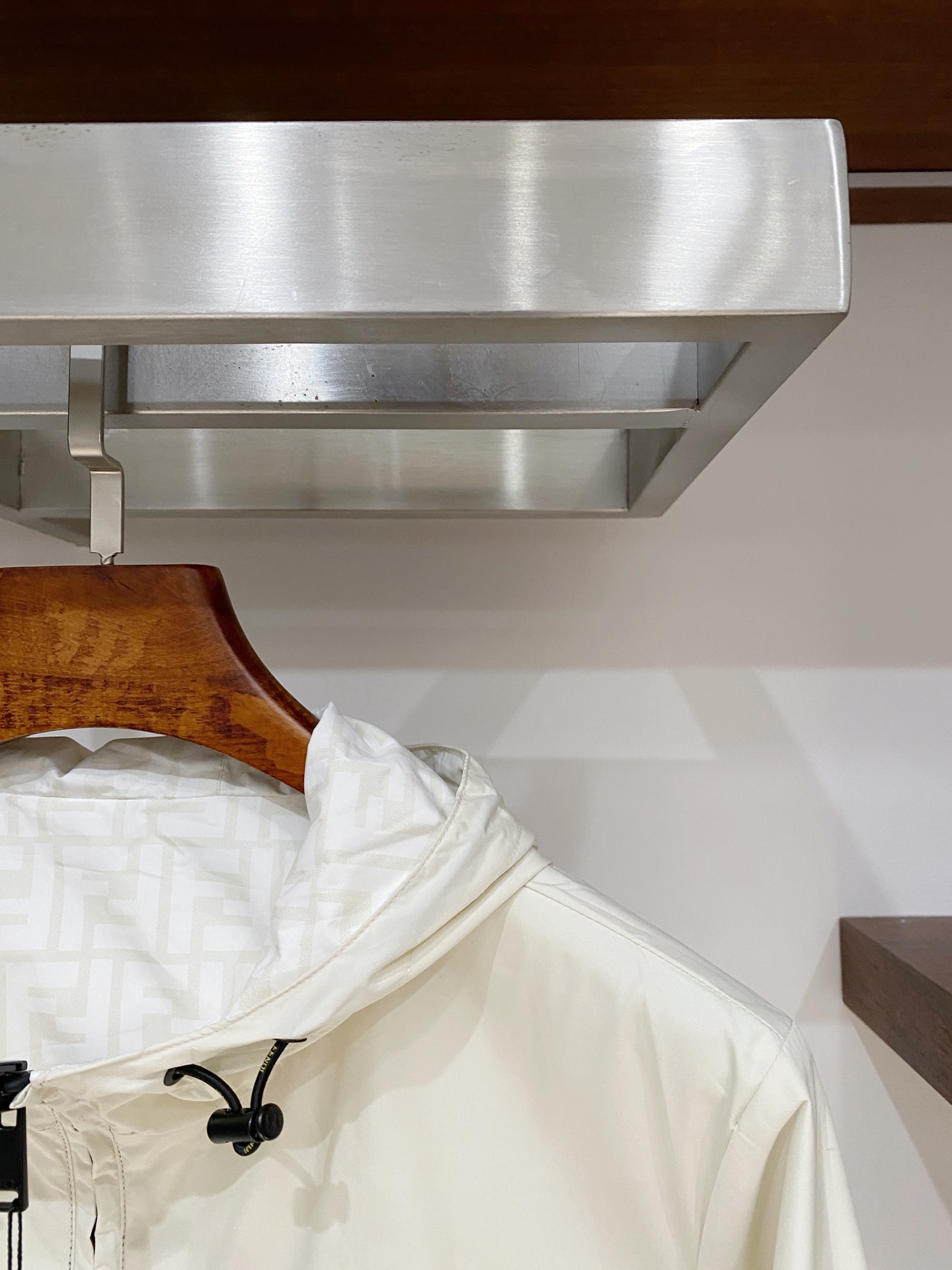 芬迪、2025新品双面穿夹克外套，时尚帅气，简约百搭款，顶级数码定位定织字母logo，定制原版面料，不仅