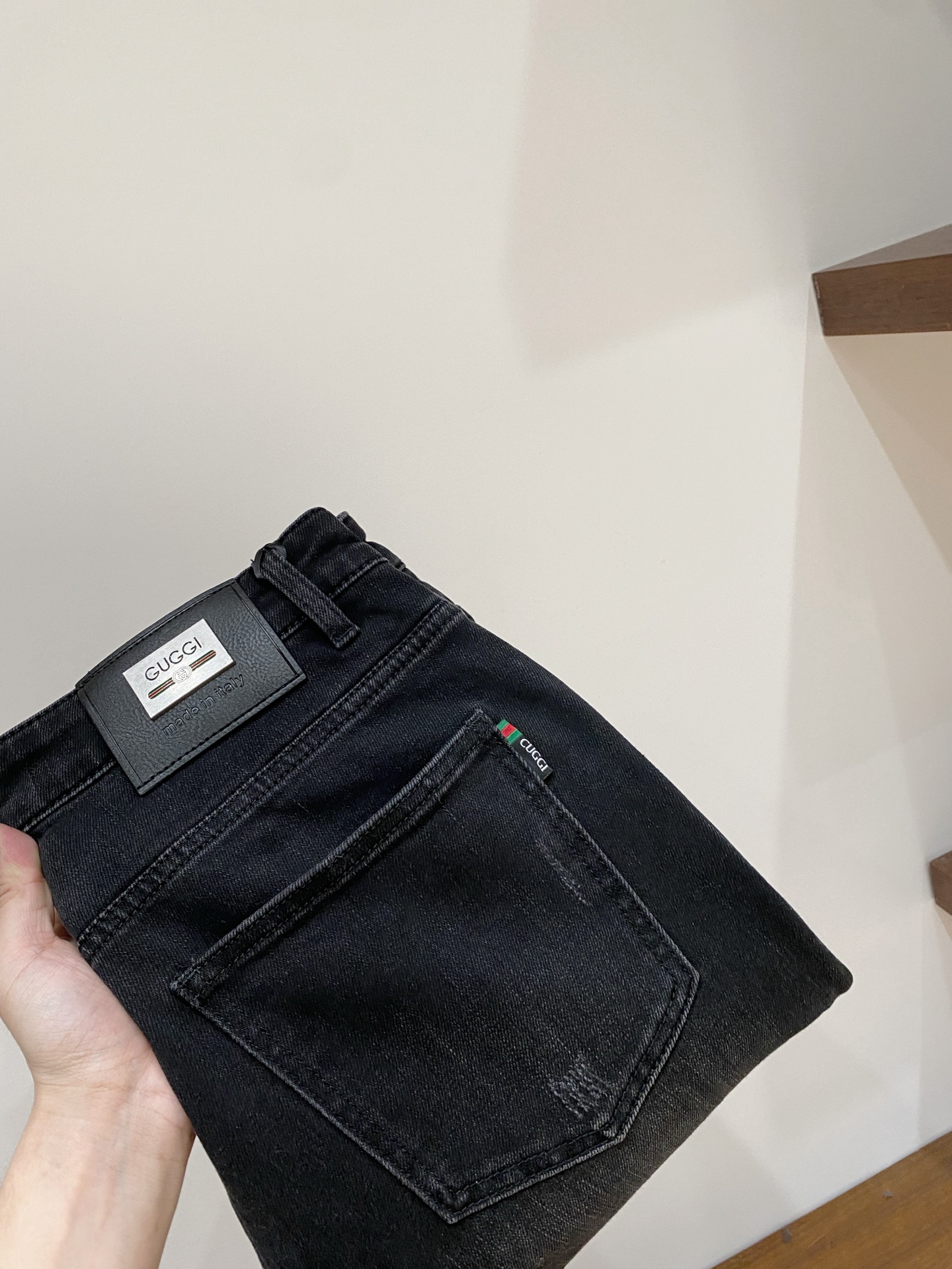 NO:651392,Gucci, 2025 latest products, available at counters simultaneously, original goods, washed casual jeans, imported original washed stretch fabrics, comfortable and elastic, original hardware accessories decorated with logo, super correct style, extremely high grade, counter quality, fashionable upper body, size 29-38, buy now, jeans, alexander wang19860909古奇、2025最新品,专柜同步有售,原单狠货,水洗休闲牛仔裤,进口原版水洗弹力面料,舒适有弹性,原版五金辅料装饰logo,版型超正,档次极高,专柜品质,上身时尚有型,码数29-38 立即抢购,,jeans,alexander wang,Men's clothing