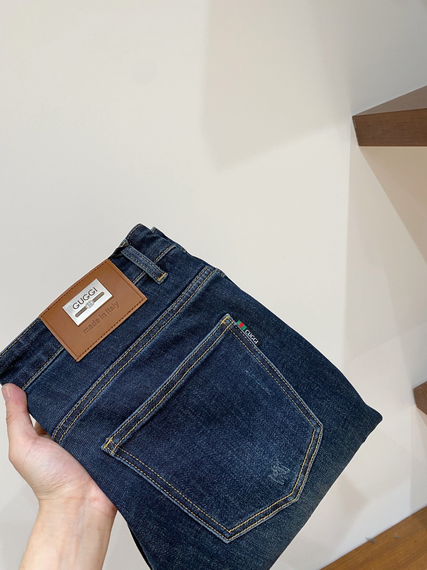 NO:651365,Gucci, 2025 latest products, available at counters simultaneously, original goods, washed casual jeans, imported original washed stretch fabrics, comfortable and elastic, original hardware accessories decorated with logo, super correct style, extremely high grade, counter quality, fashionable upper body, size 29-38, buy now, jeans, alexander wang19860909古奇、2025最新品,专柜同步有售,原单狠货,水洗休闲牛仔裤,进口原版水洗弹力面料,舒适有弹性,原版五金辅料装饰logo,版型超正,档次极高,专柜品质,上身时尚有型,码数29-38 立即抢购,,jeans,alexander wang,Men's clothing