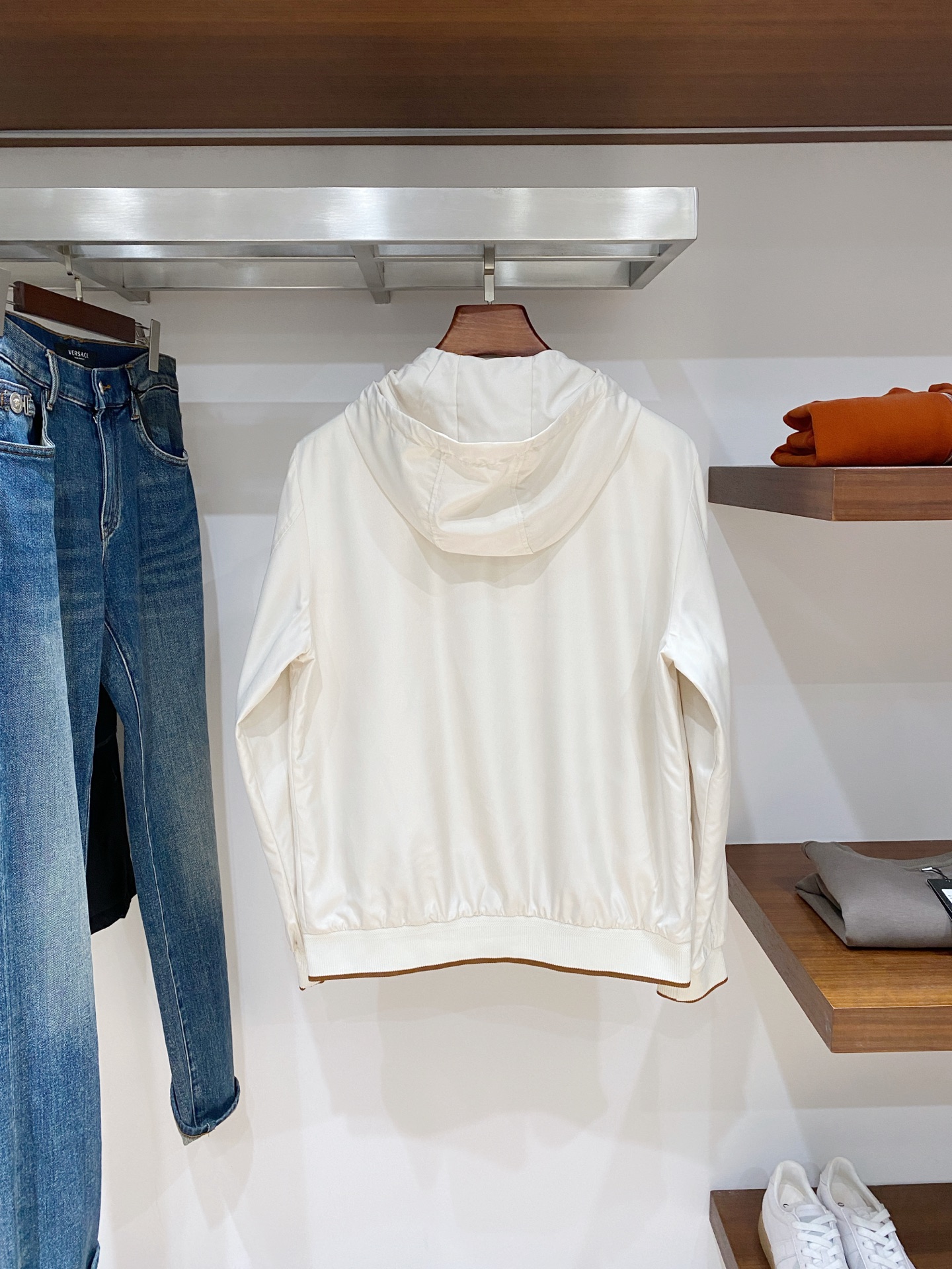 lP🆕、2025新品夹克外套，时尚帅气，简约百搭款，胸前顶级印胶装饰字母logo，定制原版面料，不仅挺括