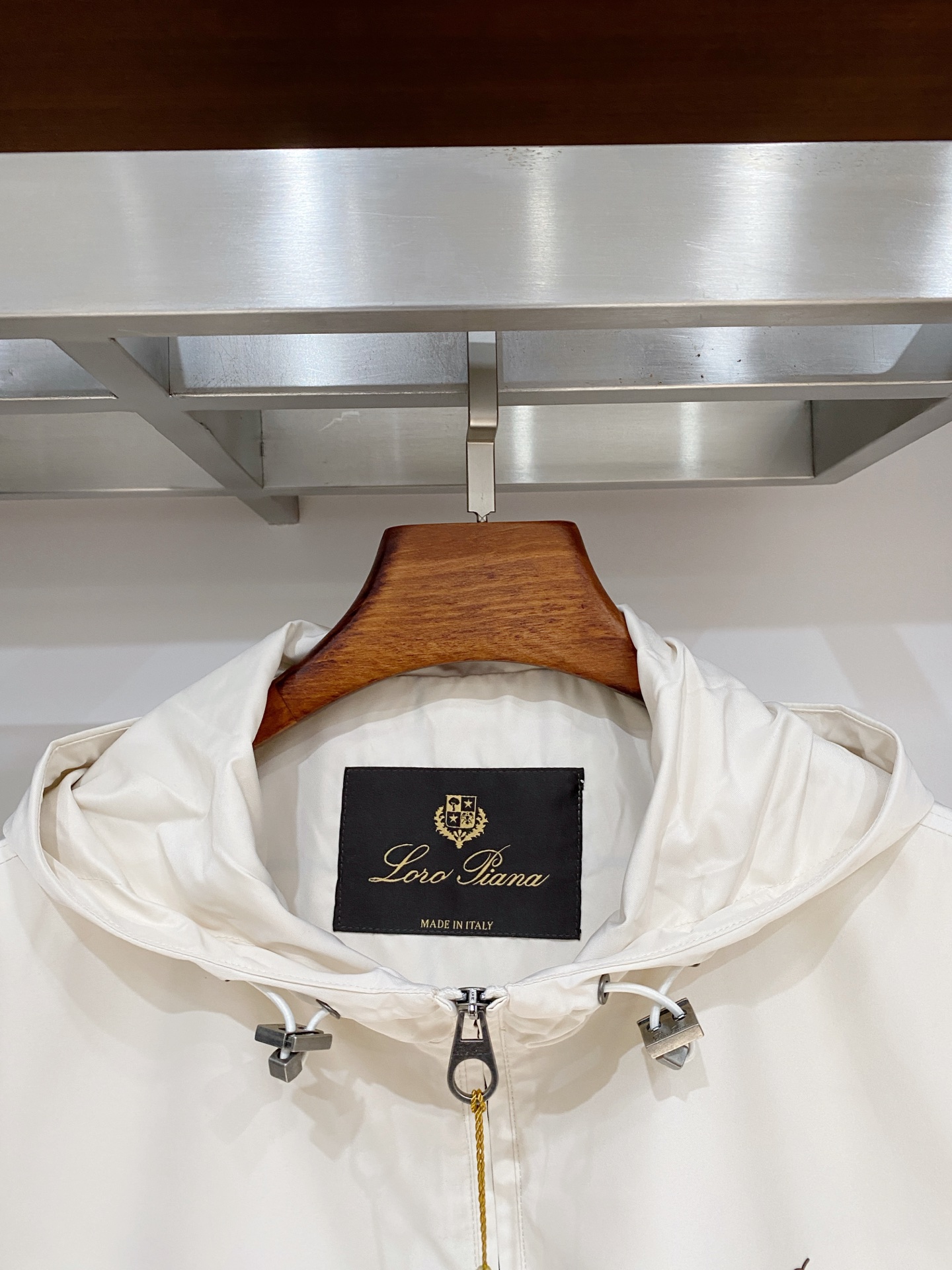 lP🆕、2025新品夹克外套，时尚帅气，简约百搭款，胸前顶级印胶装饰字母logo，定制原版面料，不仅挺括