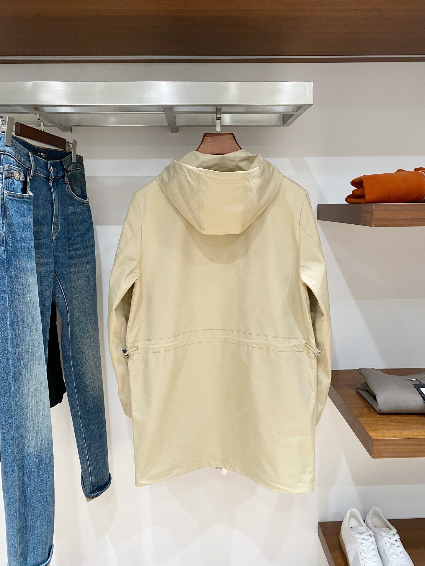 巴宝莉、2025新品中长款夹克外套，时尚帅气，简约百搭款，原版五金辅料logo，定制原版面料，不仅挺括，