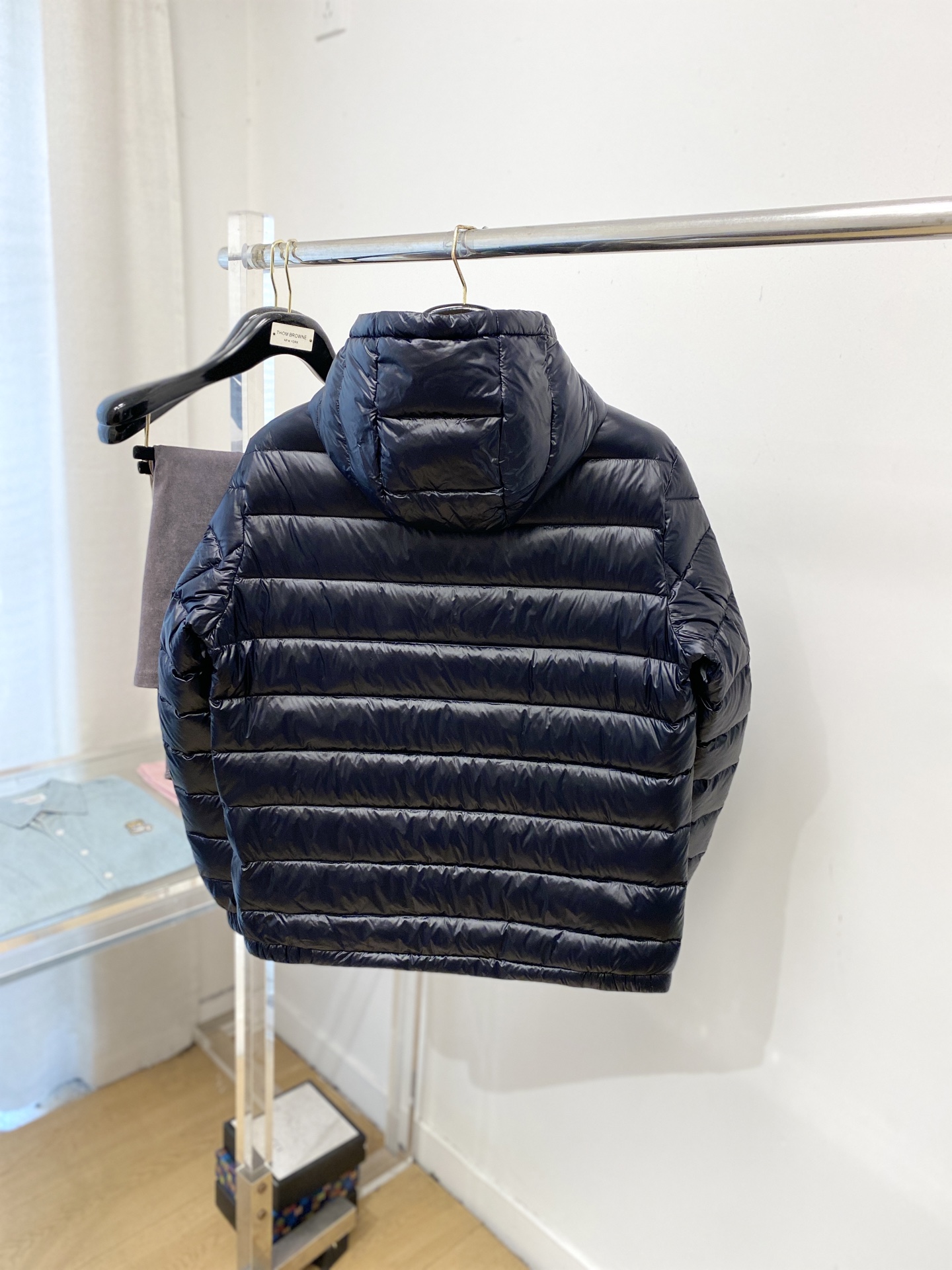 蒙口、2025最新款男士轻薄羽绒服、面料柔软舒适 ．上身版型超赞 ．拉链．辅料都是客供 、进口面料，轻便