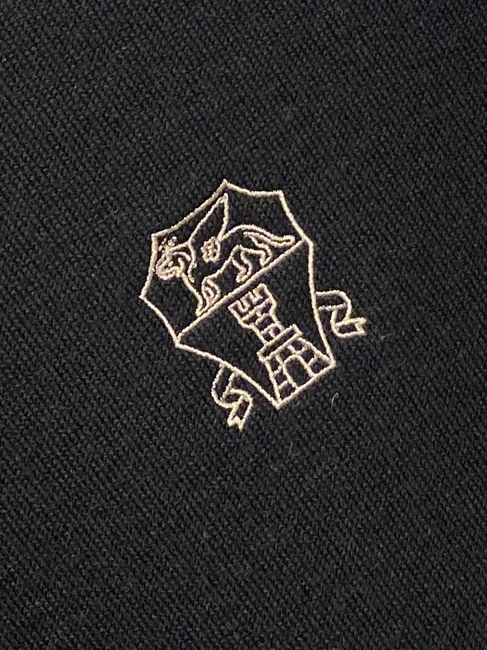 Brunello Cucinelli、2025新品卫衣，帅气时尚，胸前精致刺绣图案logo，简约百搭款。