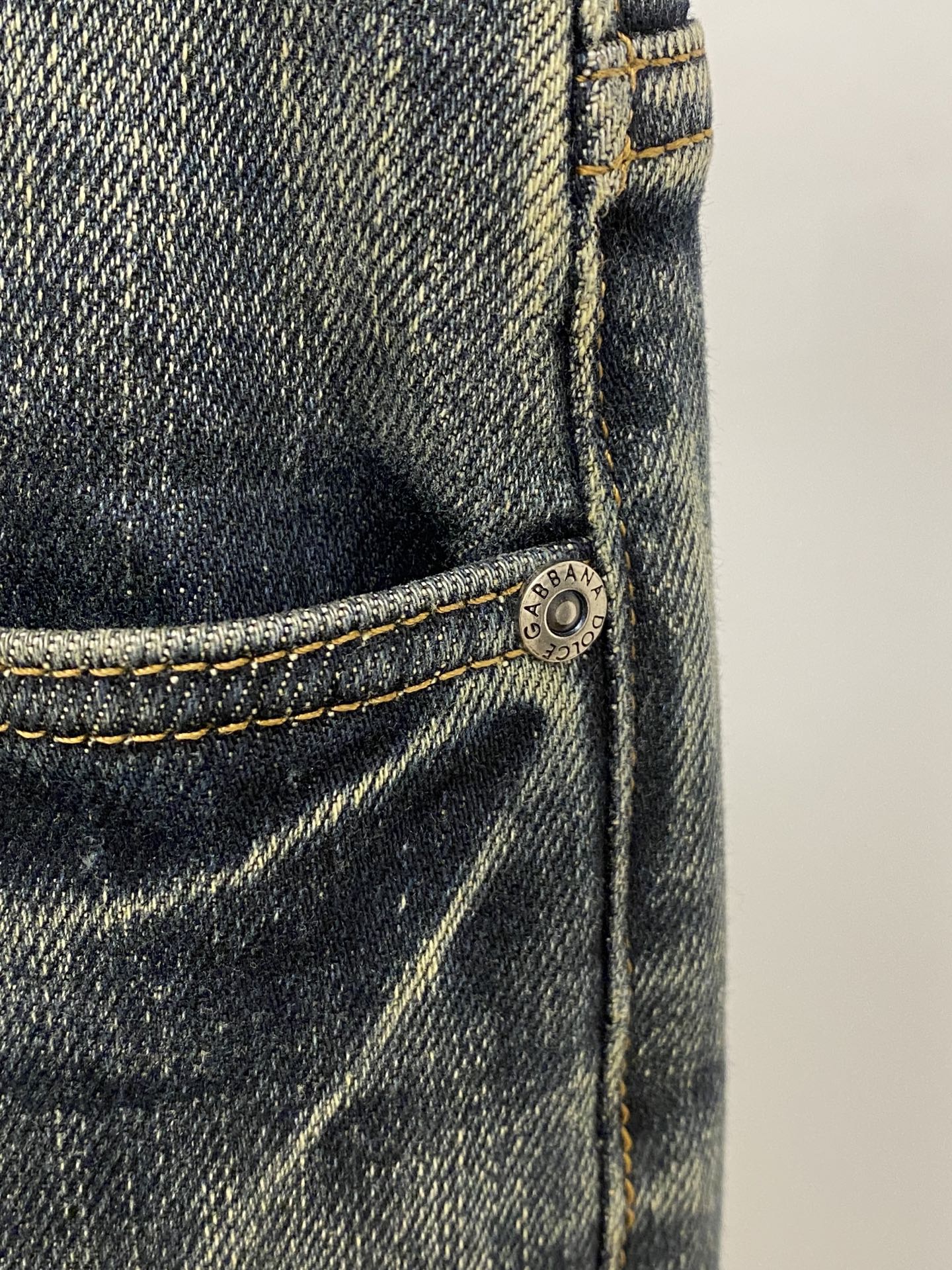 支持年后退换！ DG、2025最新品，专柜同步有售，原单狠货，水洗休闲牛仔裤，进口原版水洗弹力面料，舒适