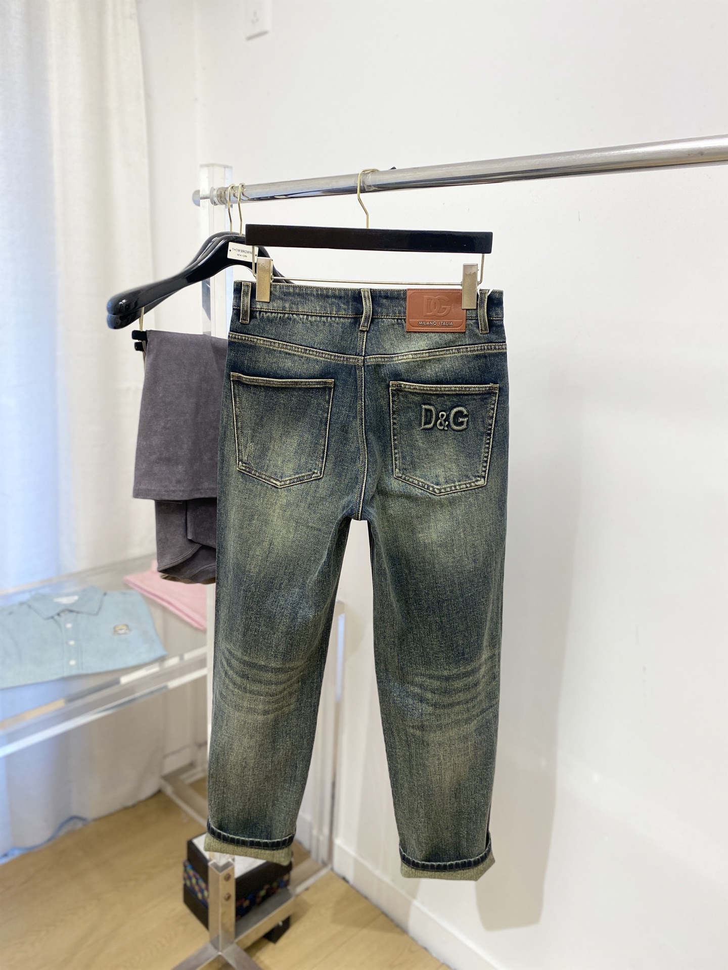 支持年后退换！ DG、2025最新品，专柜同步有售，原单狠货，水洗休闲牛仔裤，进口原版水洗弹力面料，舒适