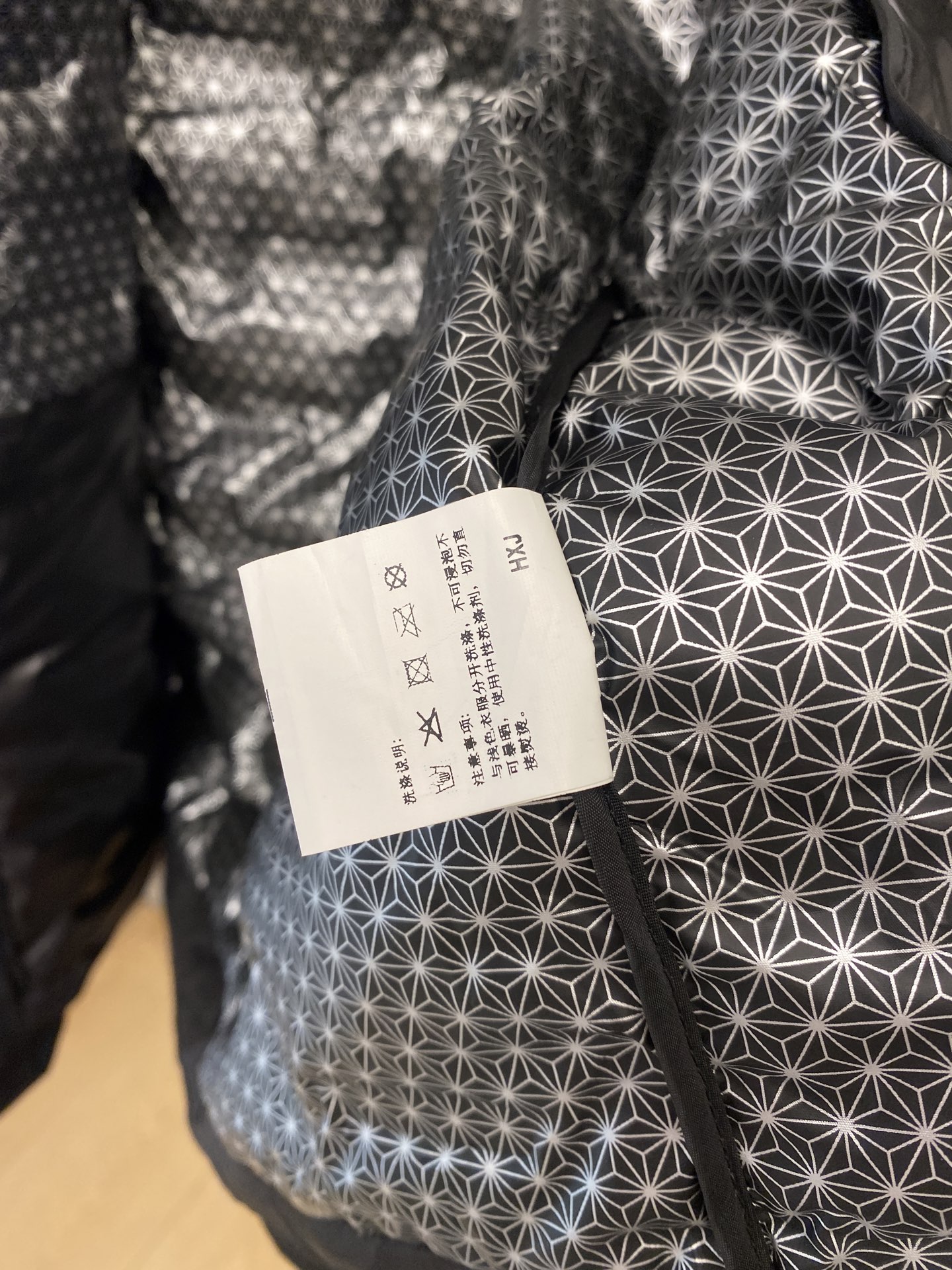 支持年后退换！ DESCENTE迪桑特、三合一功能性户外性能 防风，防雨，90绒，2025最新款男士轻薄