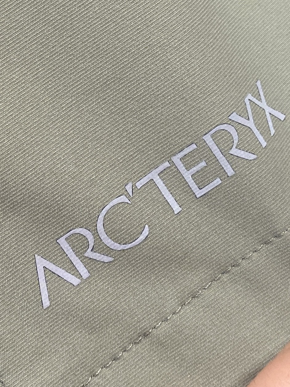 支持年后退换！ 最高版本【始祖鸟】 三合一功能性户外性能 防风，防雨，90绒，2025最新款男士轻薄羽绒