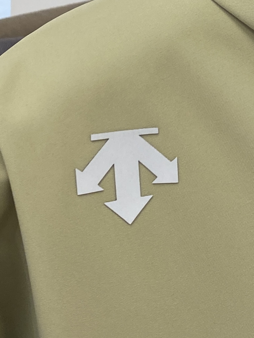 支持年后退换！ DESCENTE迪桑特、三合一功能性户外性能 防风，防雨，90绒，2025最新款男士轻薄