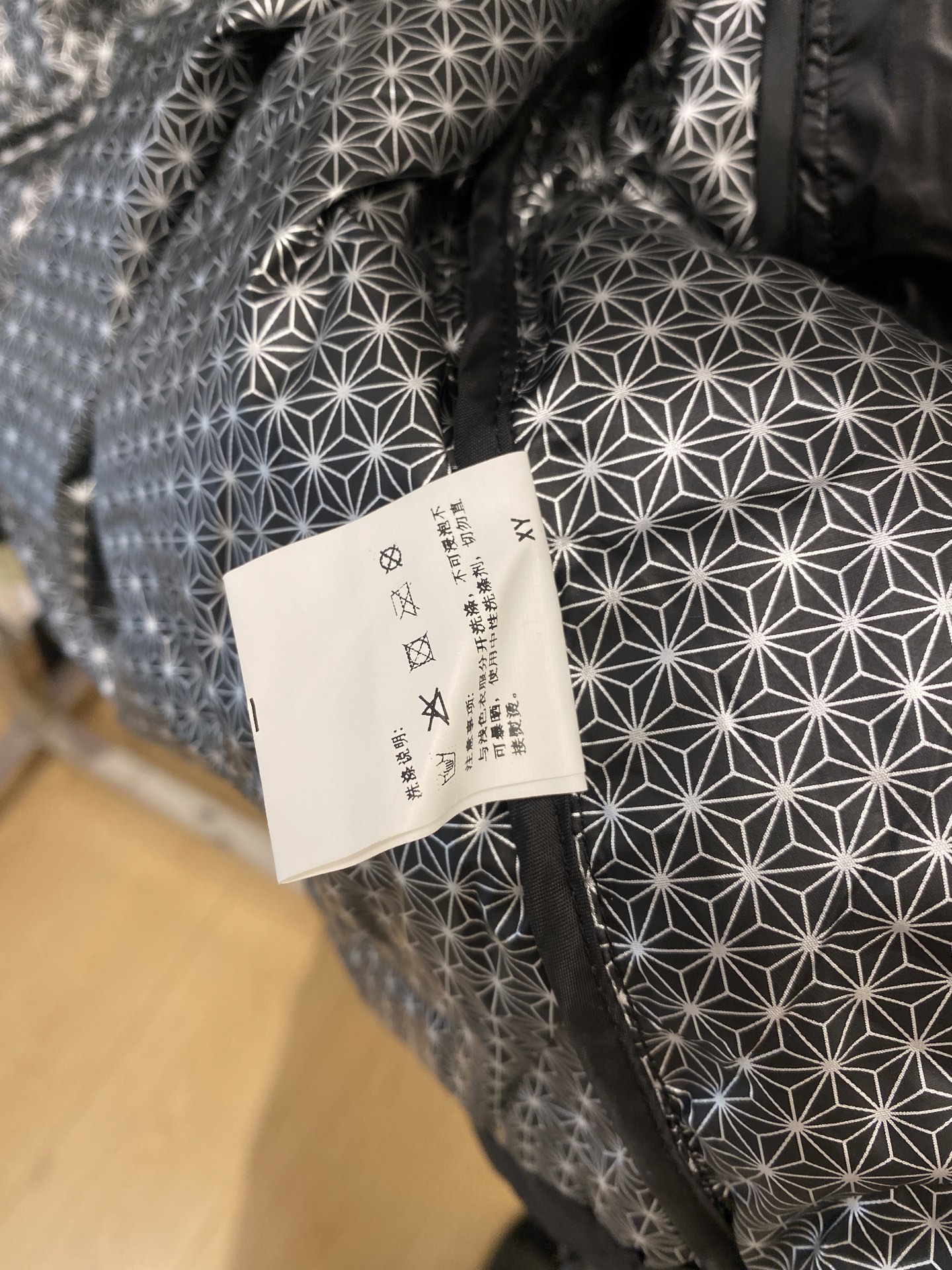 支持年后退换！ DESCENTE迪桑特、三合一功能性户外性能 防风，防雨，90绒，2025最新款男士轻薄