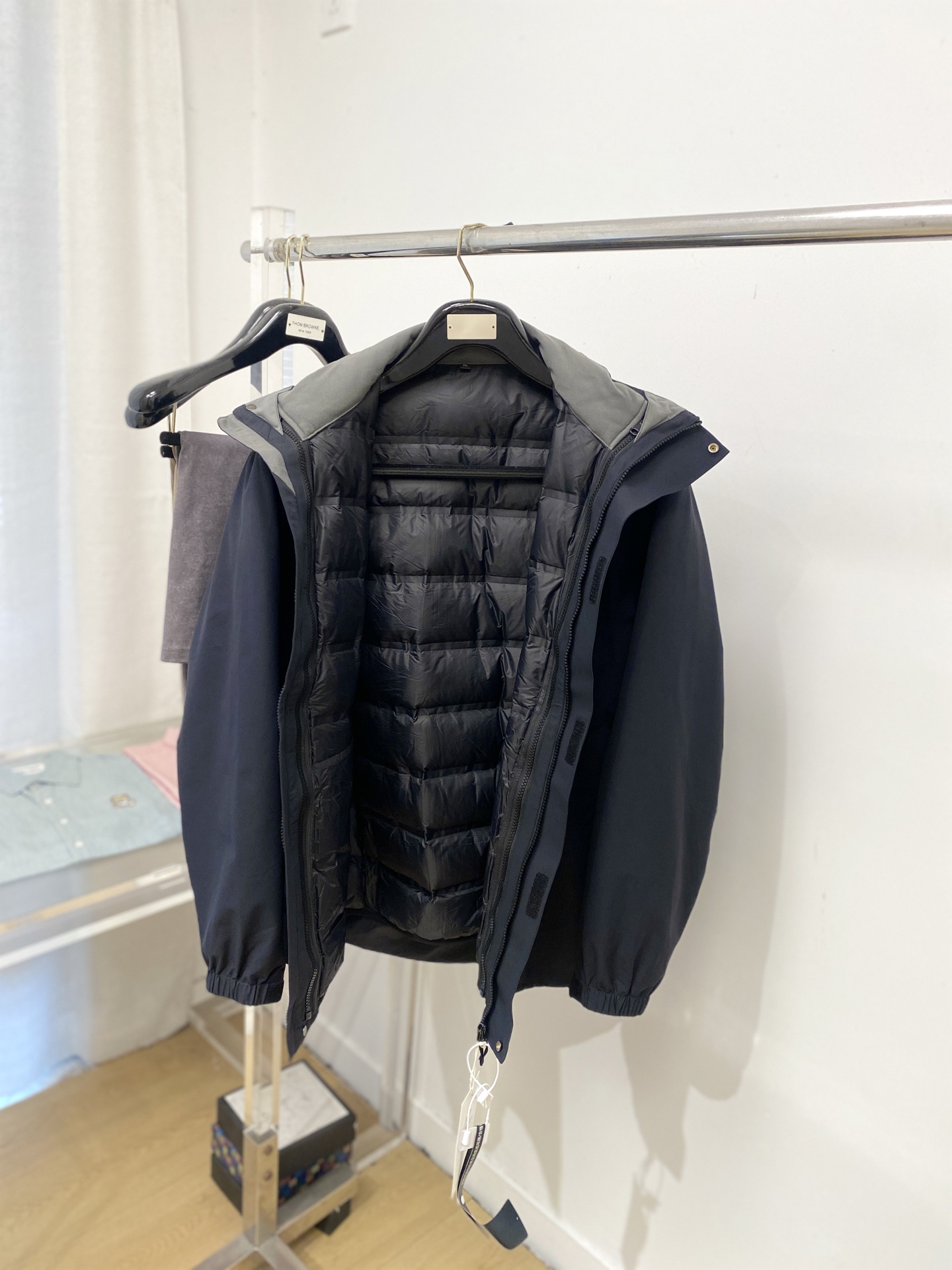 支持年后退换！ 最高版本【始祖鸟】 三合一功能性户外性能 防风，防雨，90绒，2025最新款男士轻薄羽绒