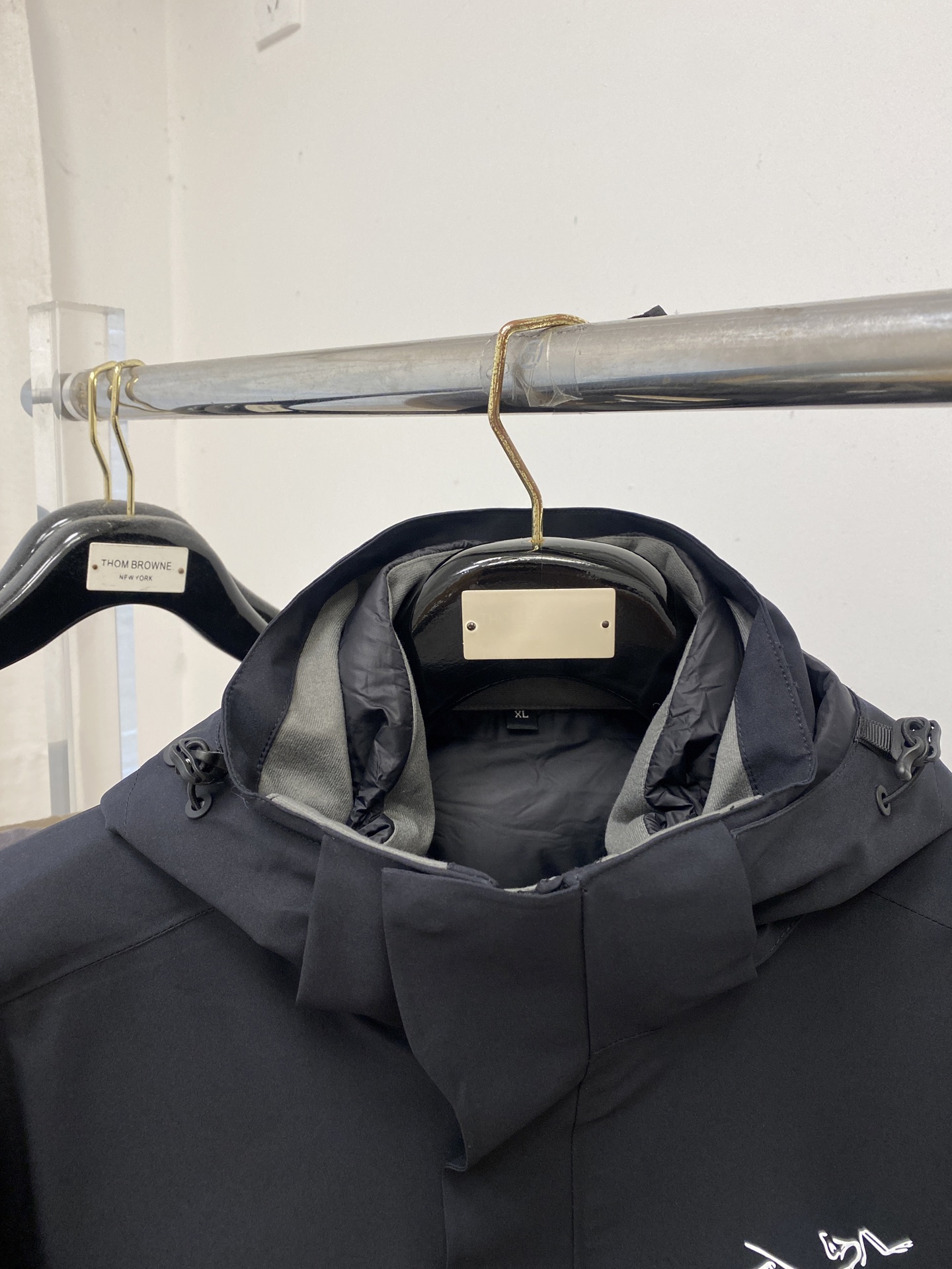 支持年后退换！ 最高版本【始祖鸟】 三合一功能性户外性能 防风，防雨，90绒，2025最新款男士轻薄羽绒