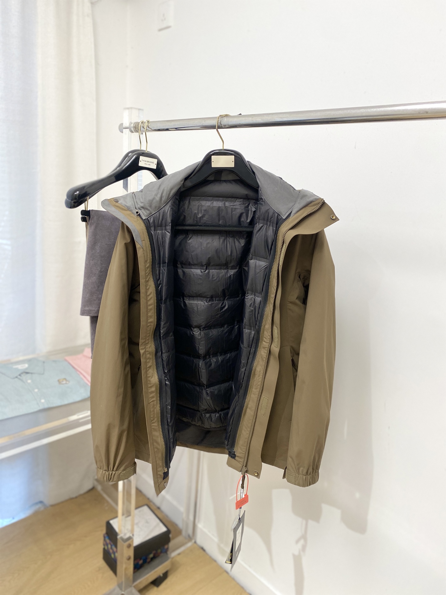 支持年后退换！ 最高版本【始祖鸟】 三合一功能性户外性能 防风，防雨，90绒，2025最新款男士轻薄羽绒