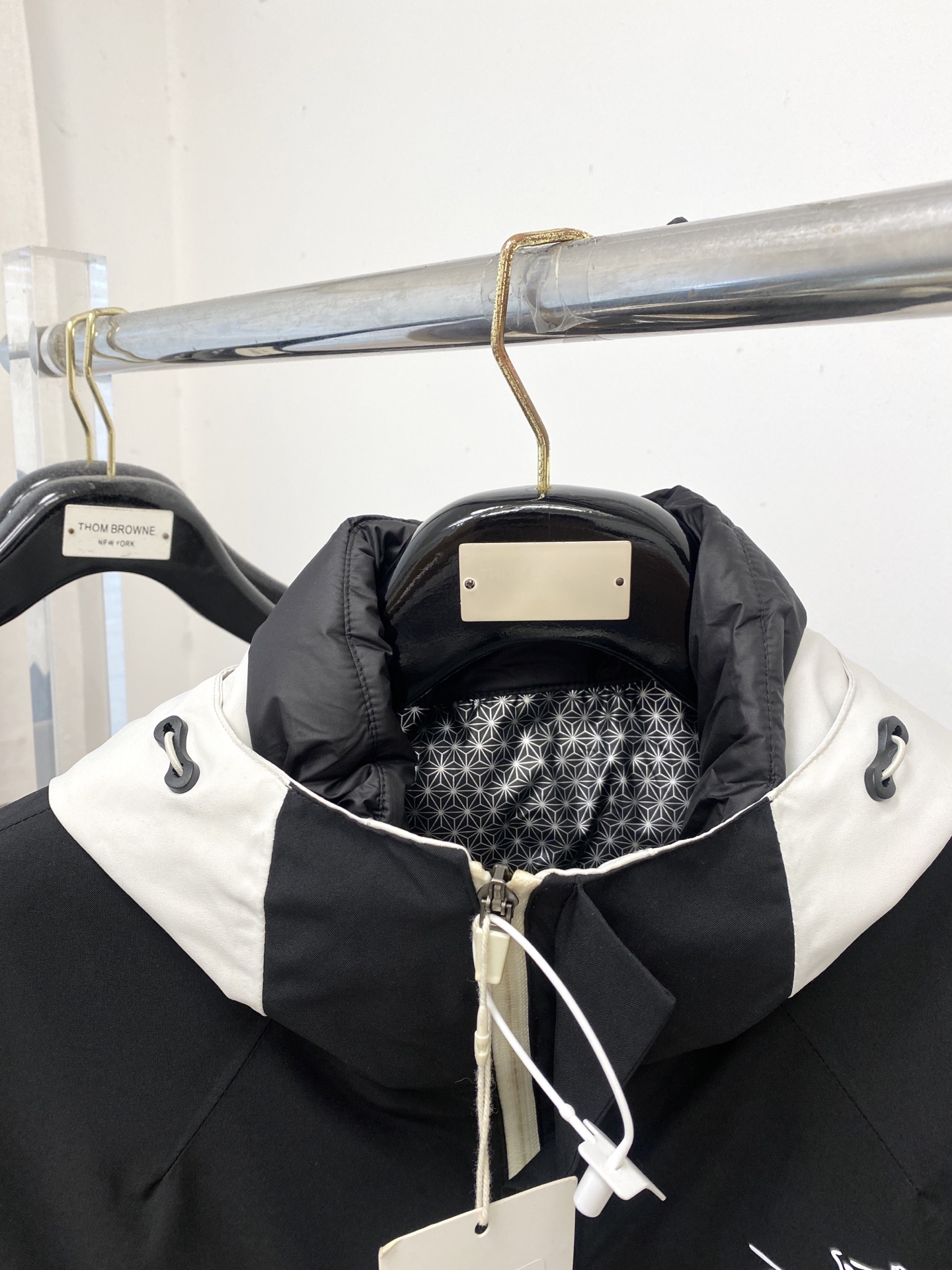 支持年后退换！ 最高版本【始祖鸟】 三合一功能性户外性能 防风，防雨，90绒，2025最新款男士羽绒服、