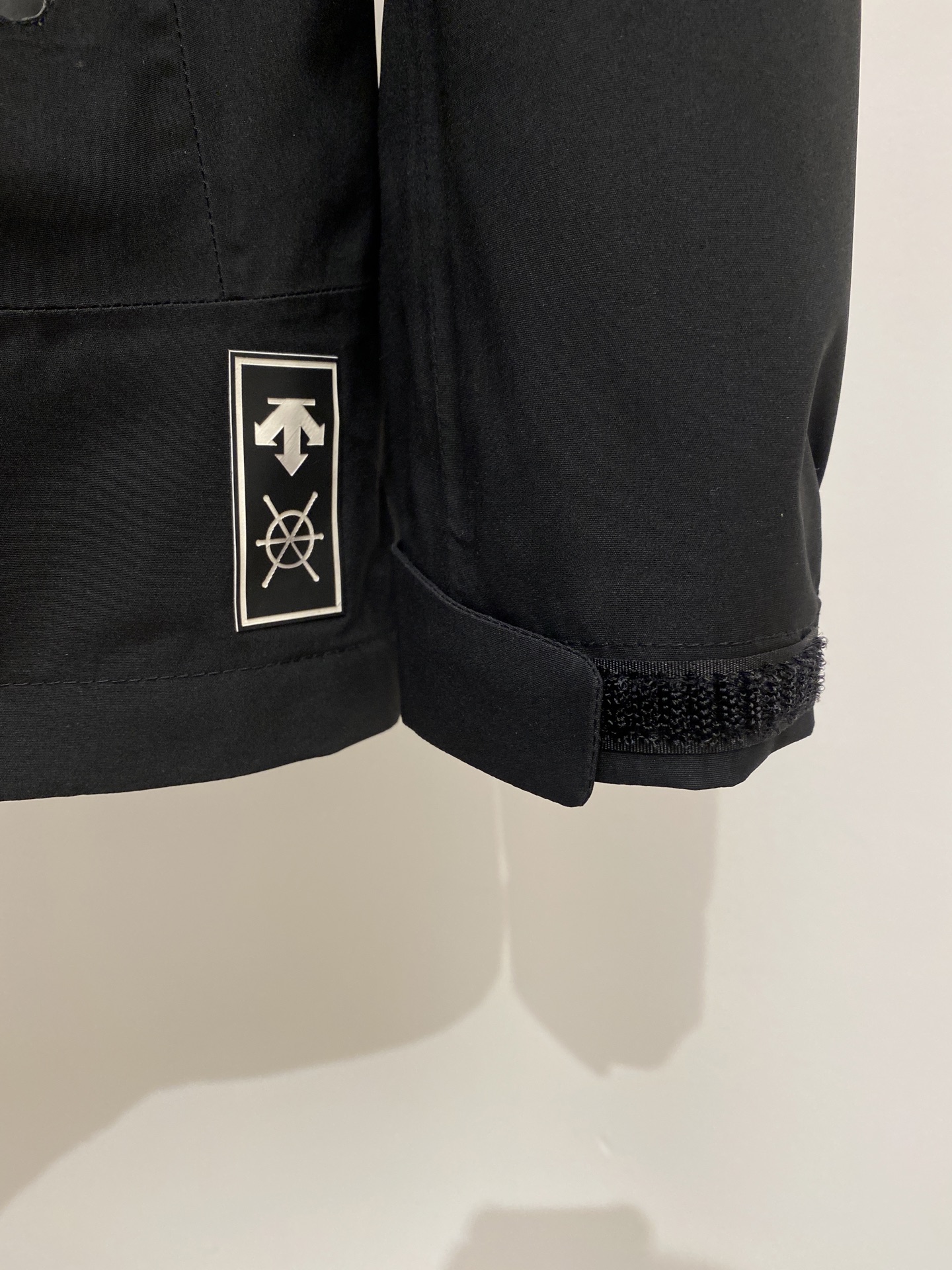 支持年后退换！ DESCENTE迪桑特、三合一功能性户外性能 防风，防雨，90绒，2025最新款男士羽绒