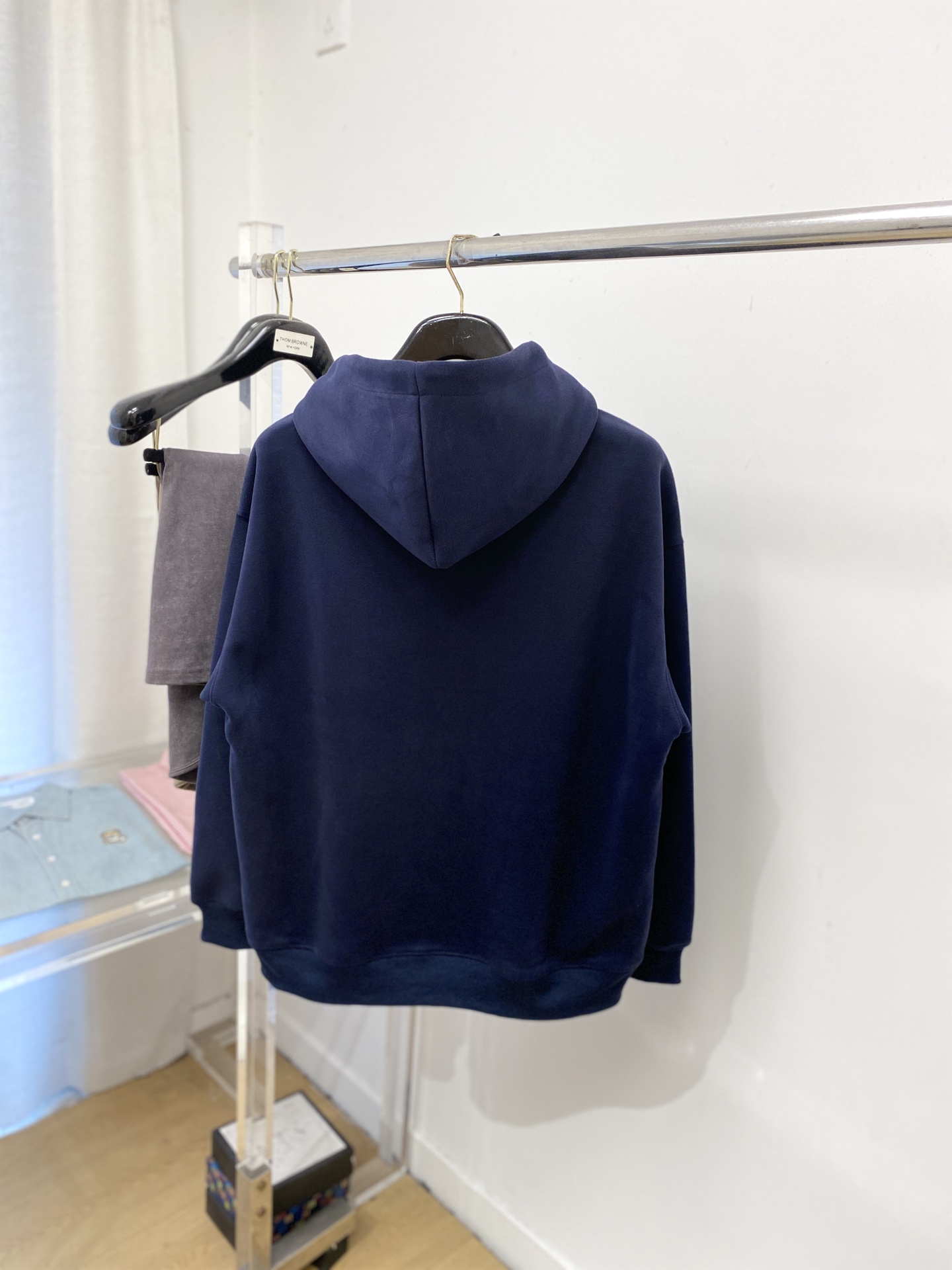 古奇、2025新品卫衣外套，帅气时尚，胸前刺绣装饰字母logo，简约百搭款。面料棉 不仅挺括，保持潮流的