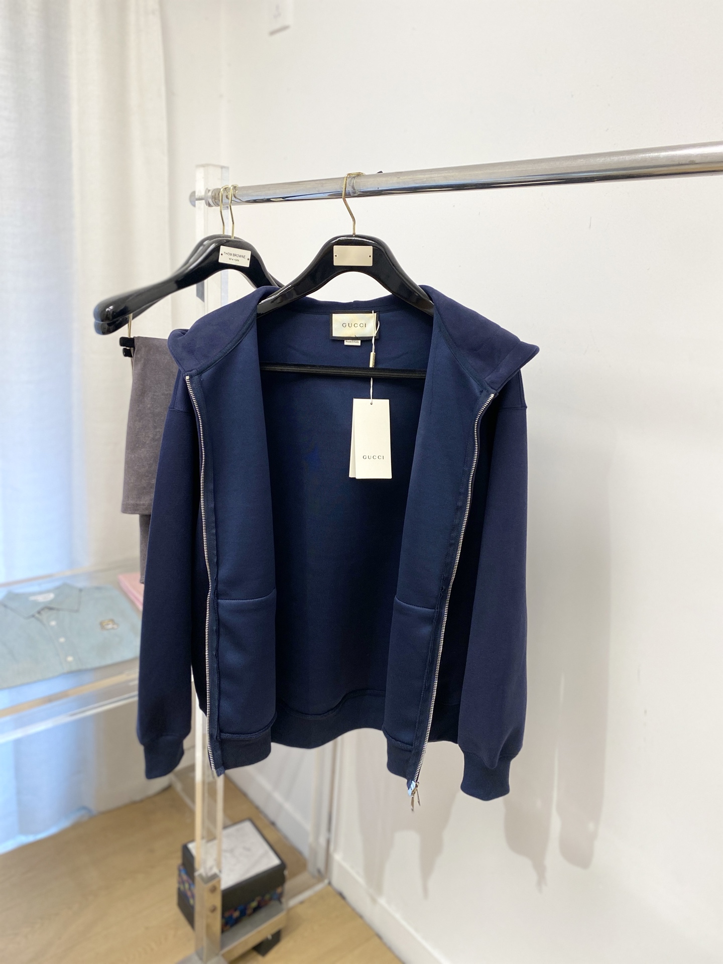 古奇、2025新品卫衣外套，帅气时尚，胸前刺绣装饰字母logo，简约百搭款。面料棉 不仅挺括，保持潮流的