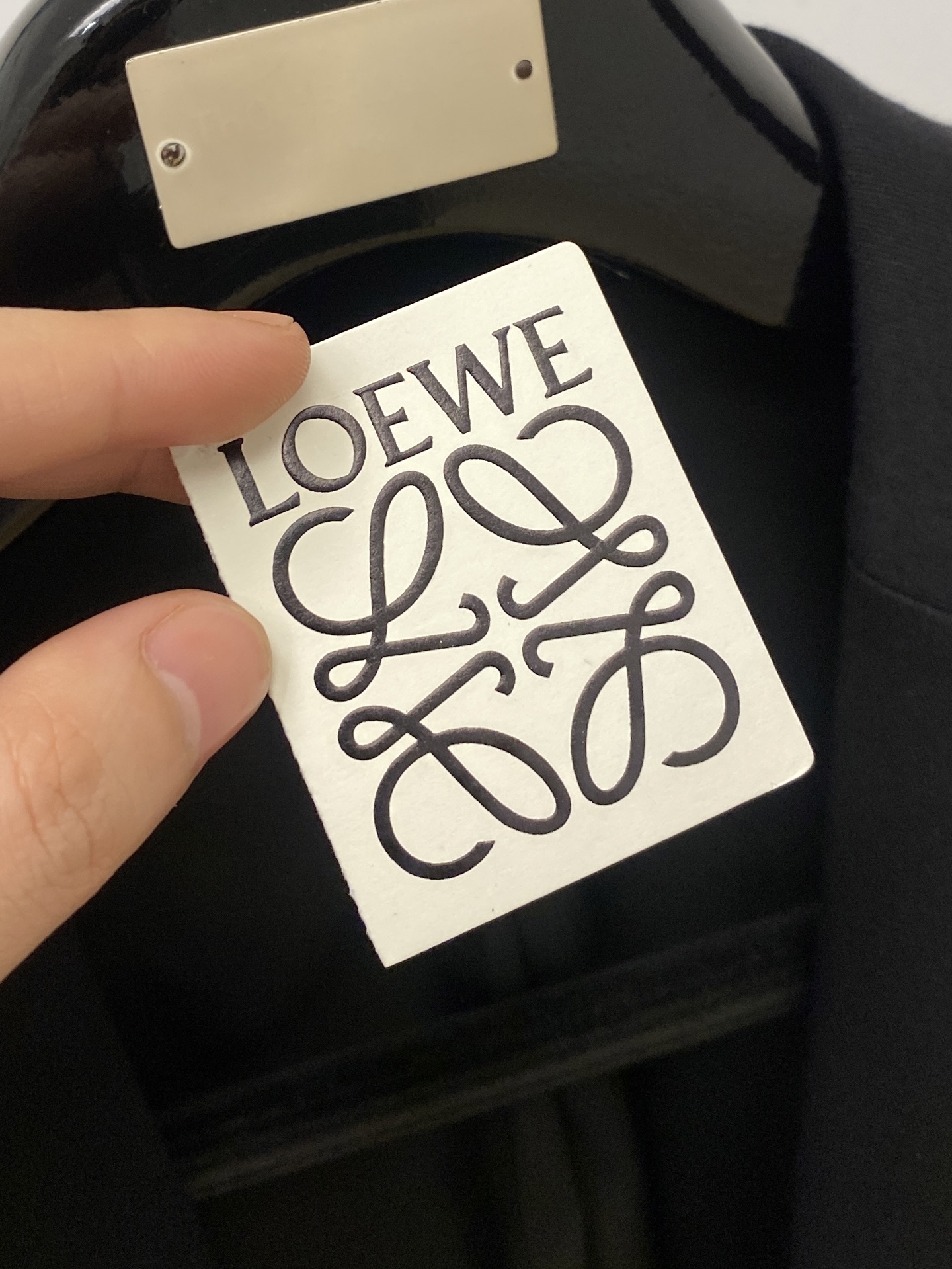 罗意威、2025新品西装外套，时尚帅气，简约百搭款，定制原版面料，不仅挺括，保持潮流的廓形，又穿着舒适，