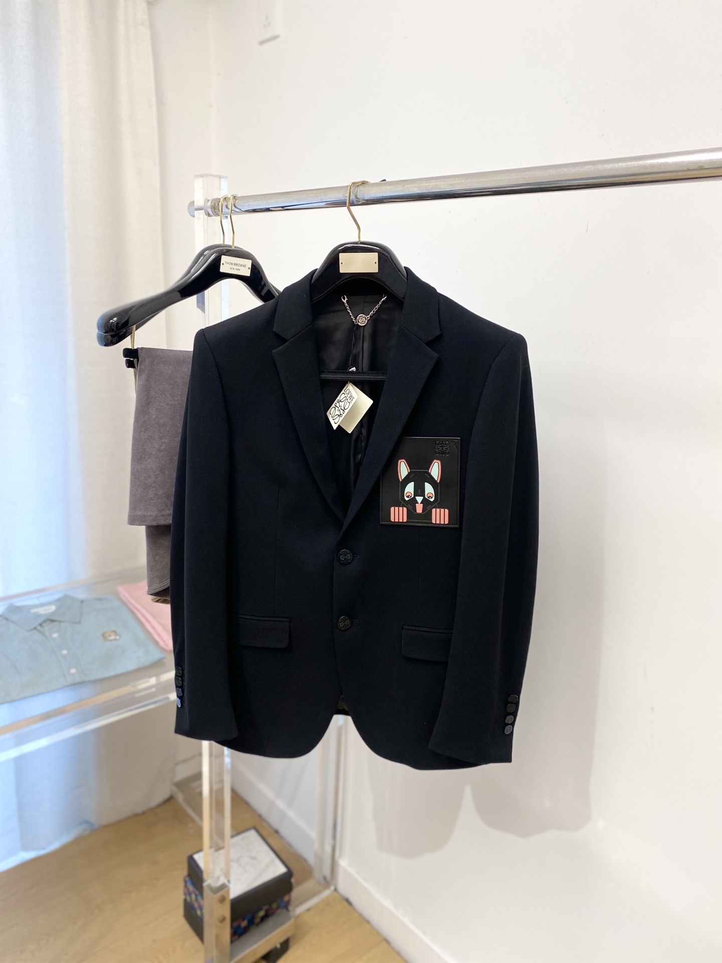 罗意威、2025新品西装外套，时尚帅气，简约百搭款，定制原版面料，不仅挺括，保持潮流的廓形，又穿着舒适，