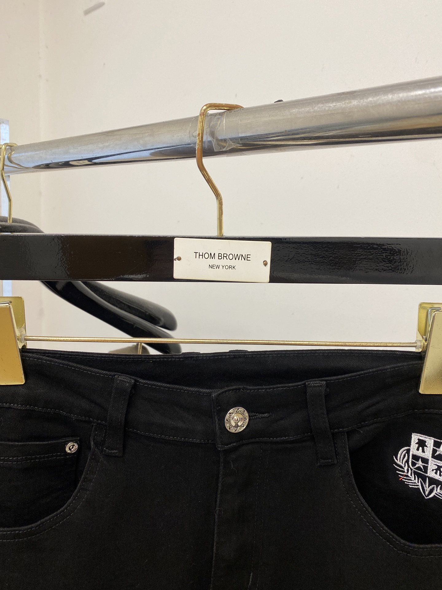 lP🆕、2025最新品，专柜同步有售，原单狠货，水洗休闲牛仔裤，进口原版水洗弹力面料，舒适有弹性，原版五