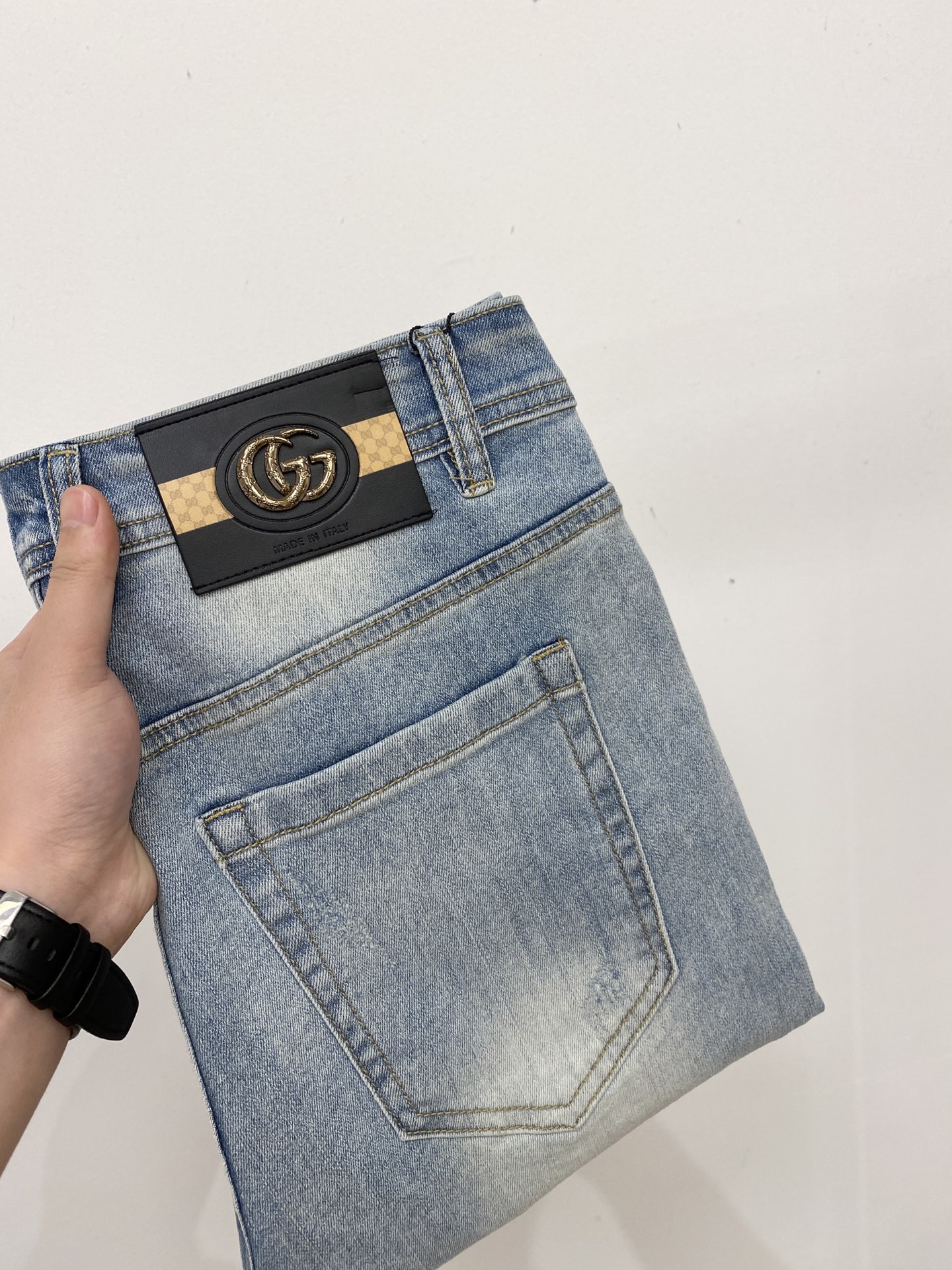 古奇、2025最新品，专柜同步有售，原单狠货，水洗休闲牛仔裤，进口原版水洗弹力面料，舒适有弹性，原版五金