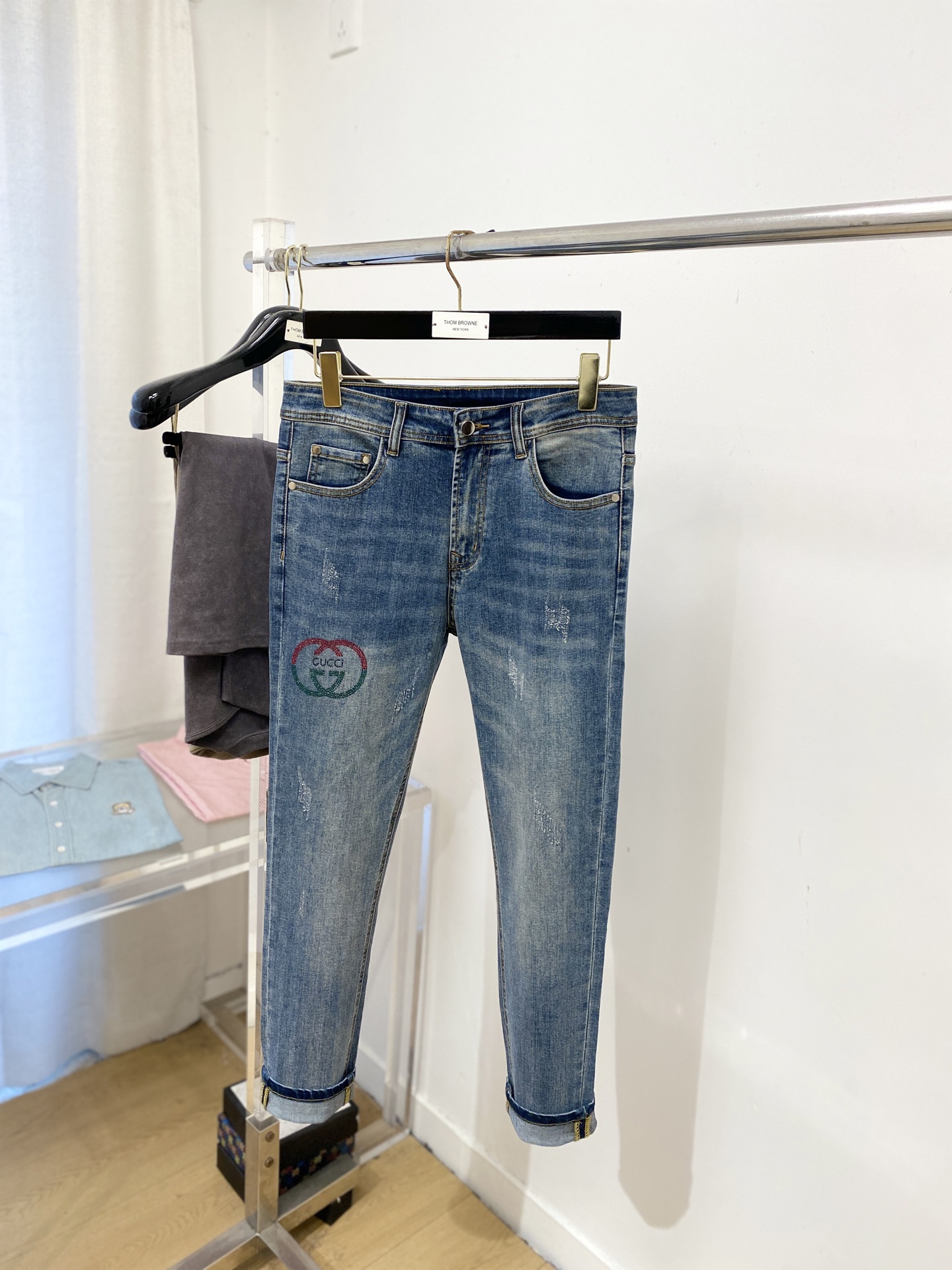 古奇、2025最新品，专柜同步有售，原单狠货，水洗休闲牛仔裤，进口原版水洗弹力面料，舒适有弹性，原版五金