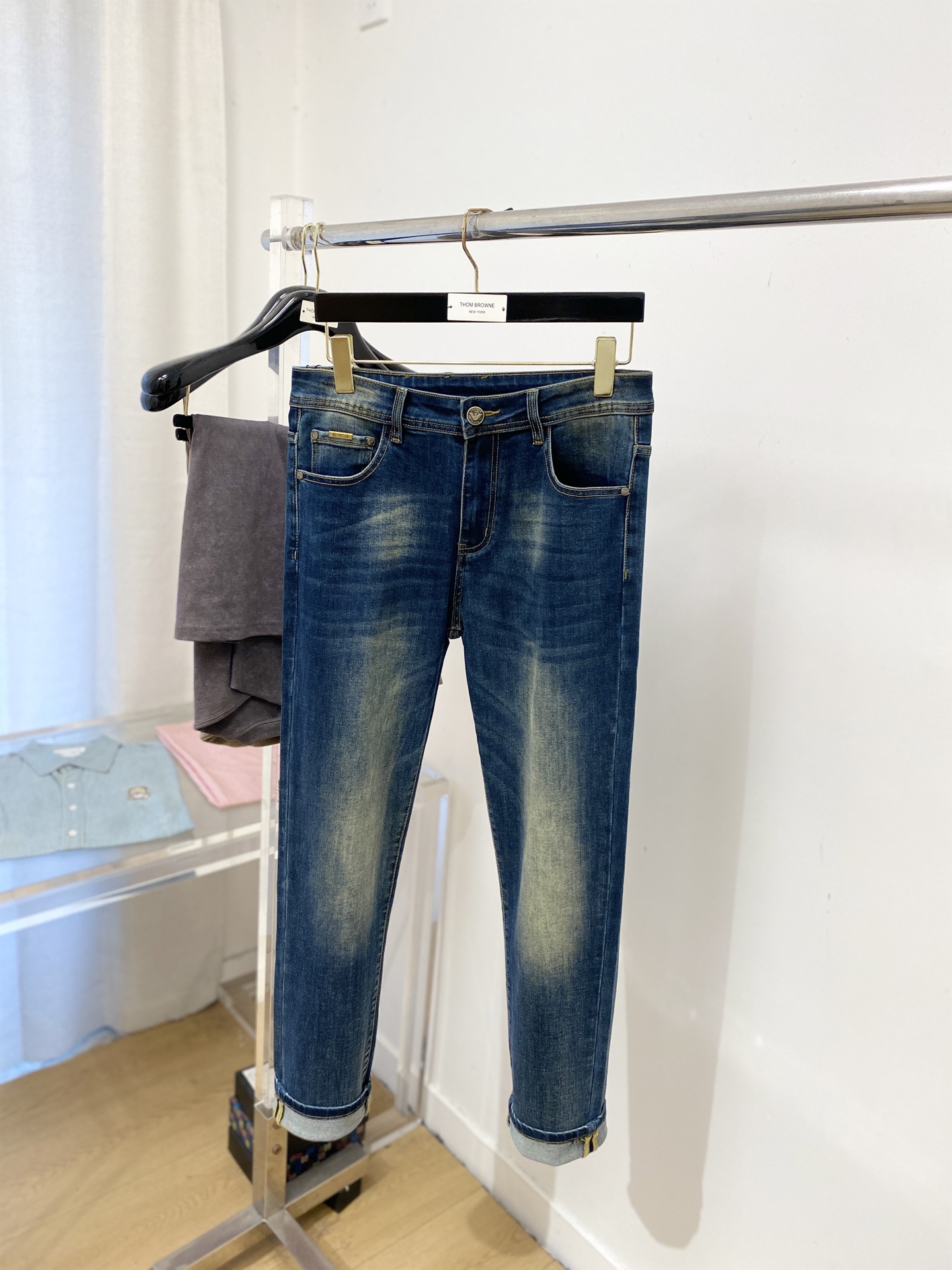 阿玛尼、2025最新品，专柜同步有售，原单狠货，水洗休闲牛仔裤，进口原版水洗弹力面料，舒适有弹性，原版五