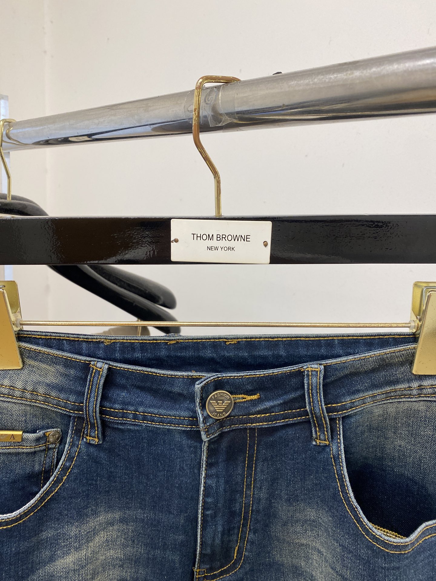 阿玛尼、2025最新品，专柜同步有售，原单狠货，水洗休闲牛仔裤，进口原版水洗弹力面料，舒适有弹性，原版五