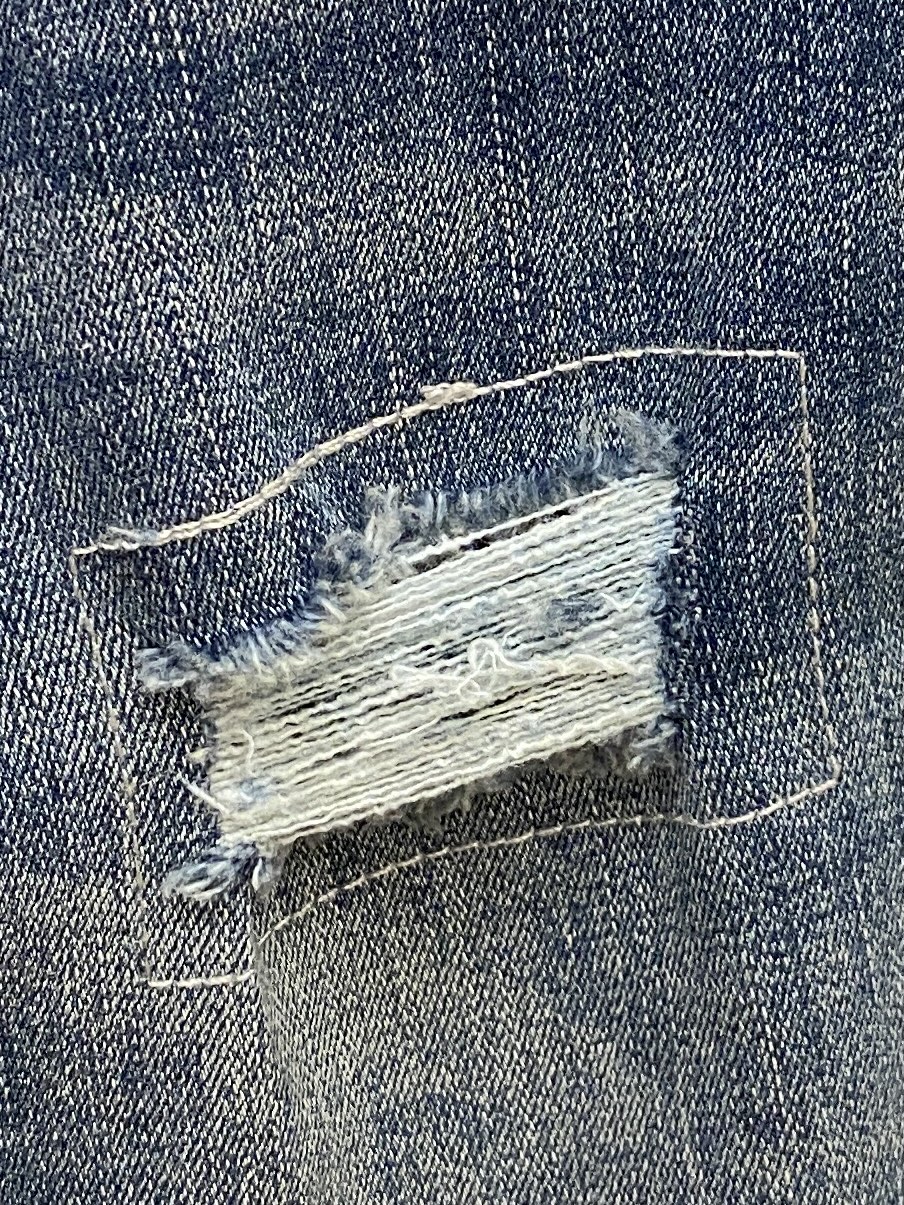 巴宝莉、2025最新品，专柜同步有售，原单狠货，水洗休闲牛仔裤，进口原版水洗弹力面料，舒适有弹性，原版五