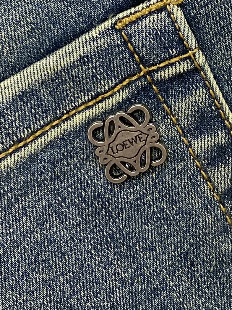 罗意威、2025最新品，专柜同步有售，原单狠货，水洗休闲牛仔裤，进口原版水洗弹力面料，舒适有弹性，原版五