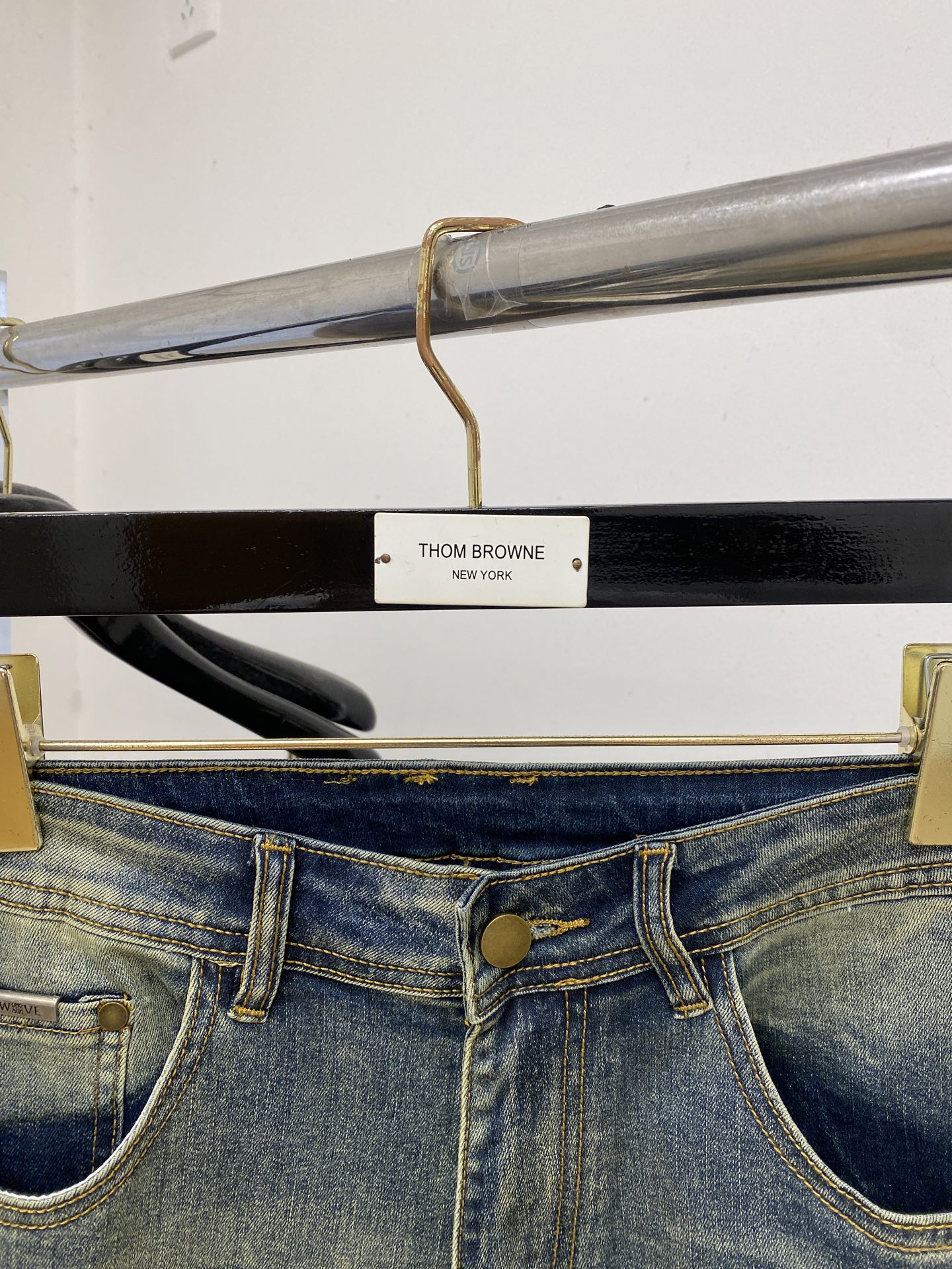 罗意威、2025最新品，专柜同步有售，原单狠货，水洗休闲牛仔裤，进口原版水洗弹力面料，舒适有弹性，原版五