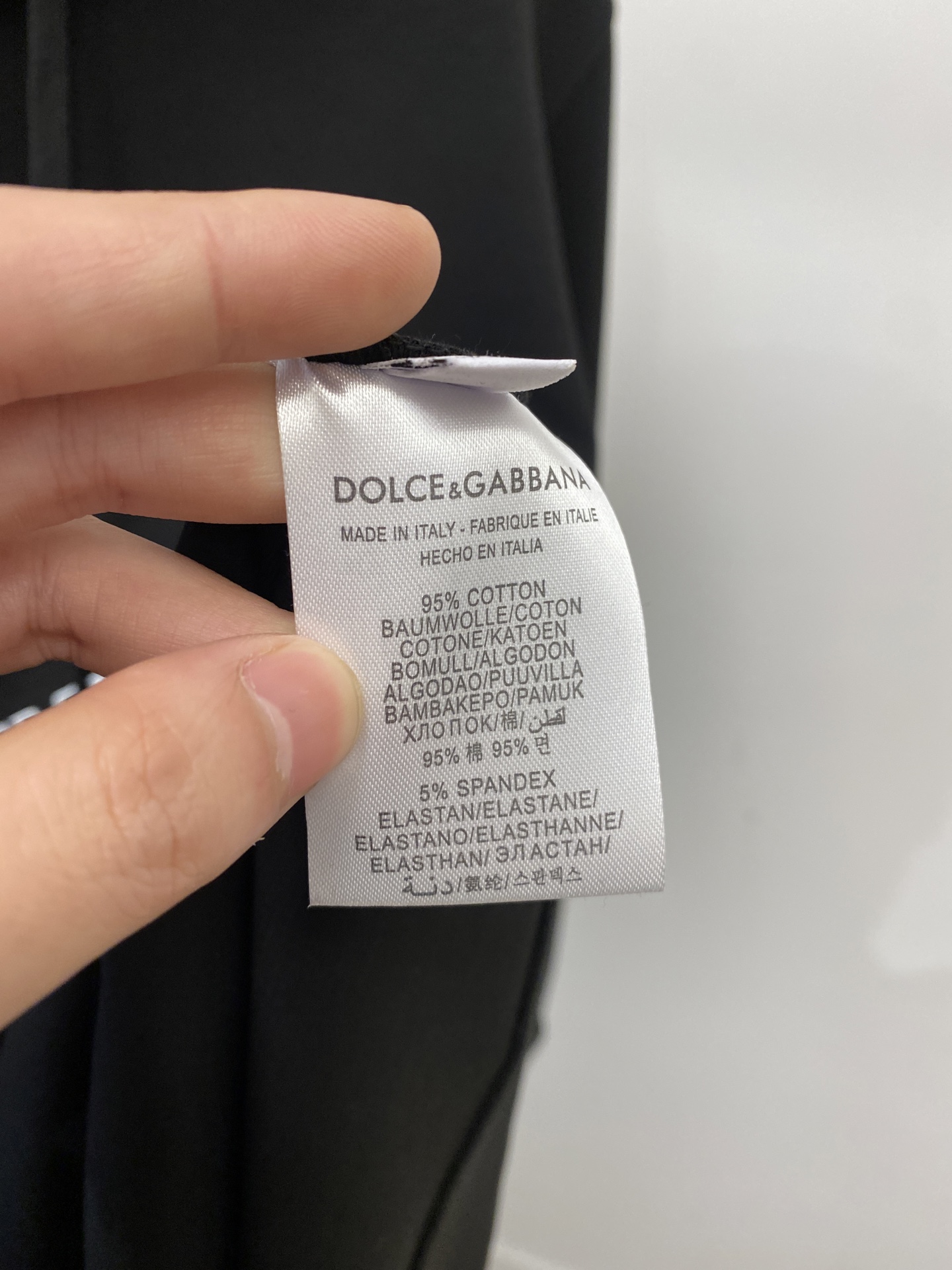 DG、2025新品卫衣，帅气时尚，胸口顶级印胶字母logo，简约百搭款。面料棉 不仅挺括，保持潮流的廓形