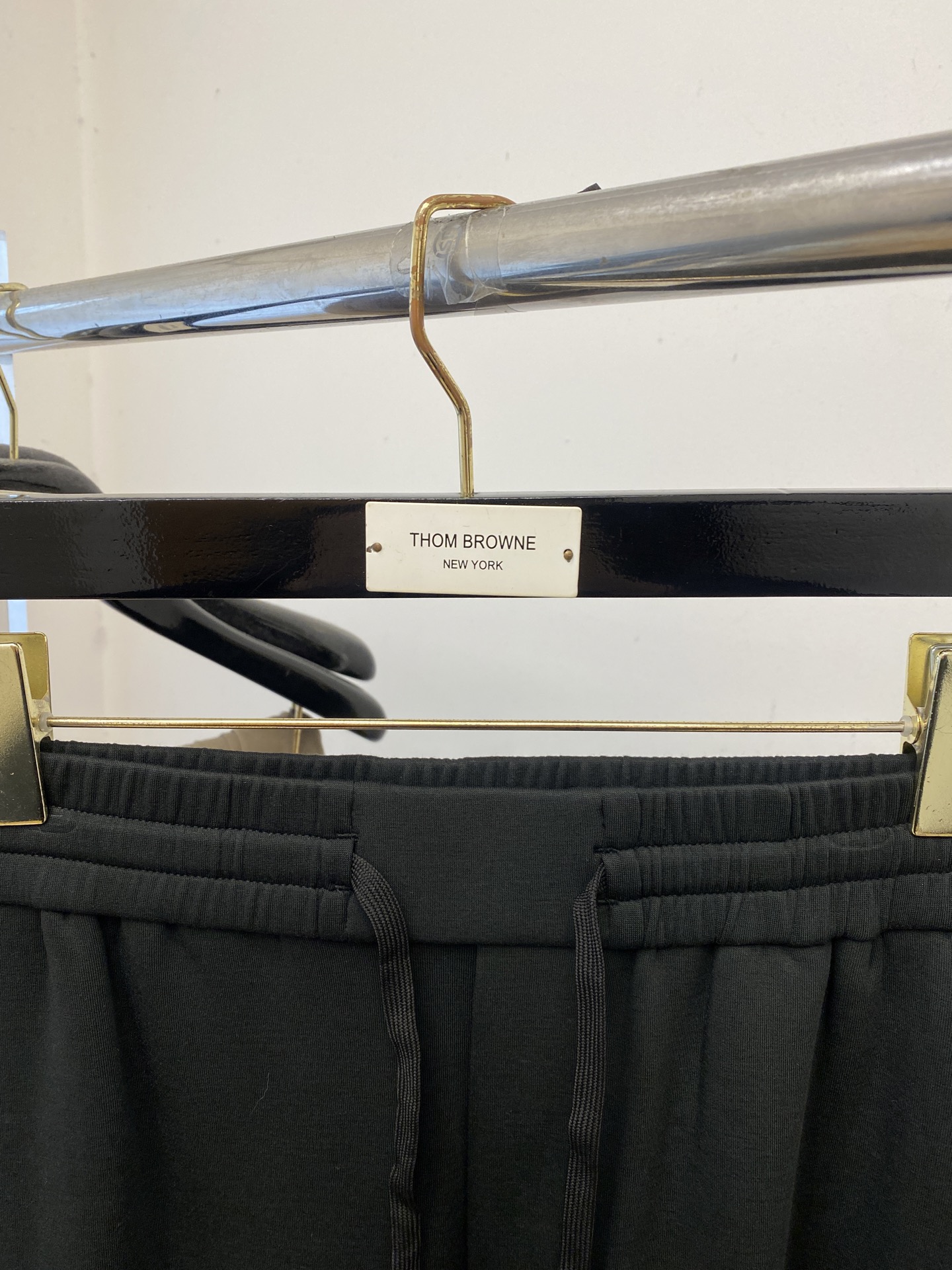 迪奥、2025爆款休闲裤 高弹显瘦必爆简约百搭爆款，做工精细，每一针都看得到用心，超多明星网红最爱 拉长