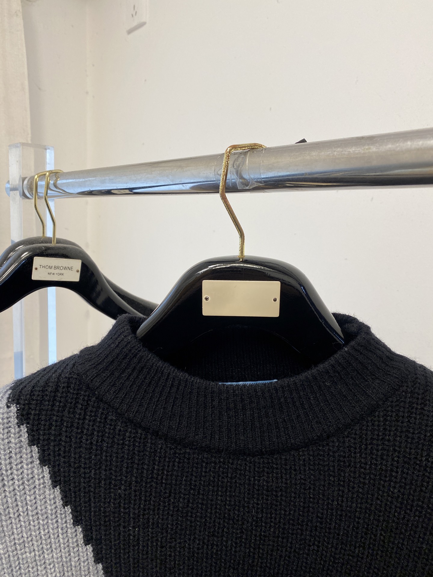 支持年后退换！ 普拉达、2025新品羊毛衣 具有手感细腻柔软，可直接与肌肤接触，让暖心的纱线变化出细腻的