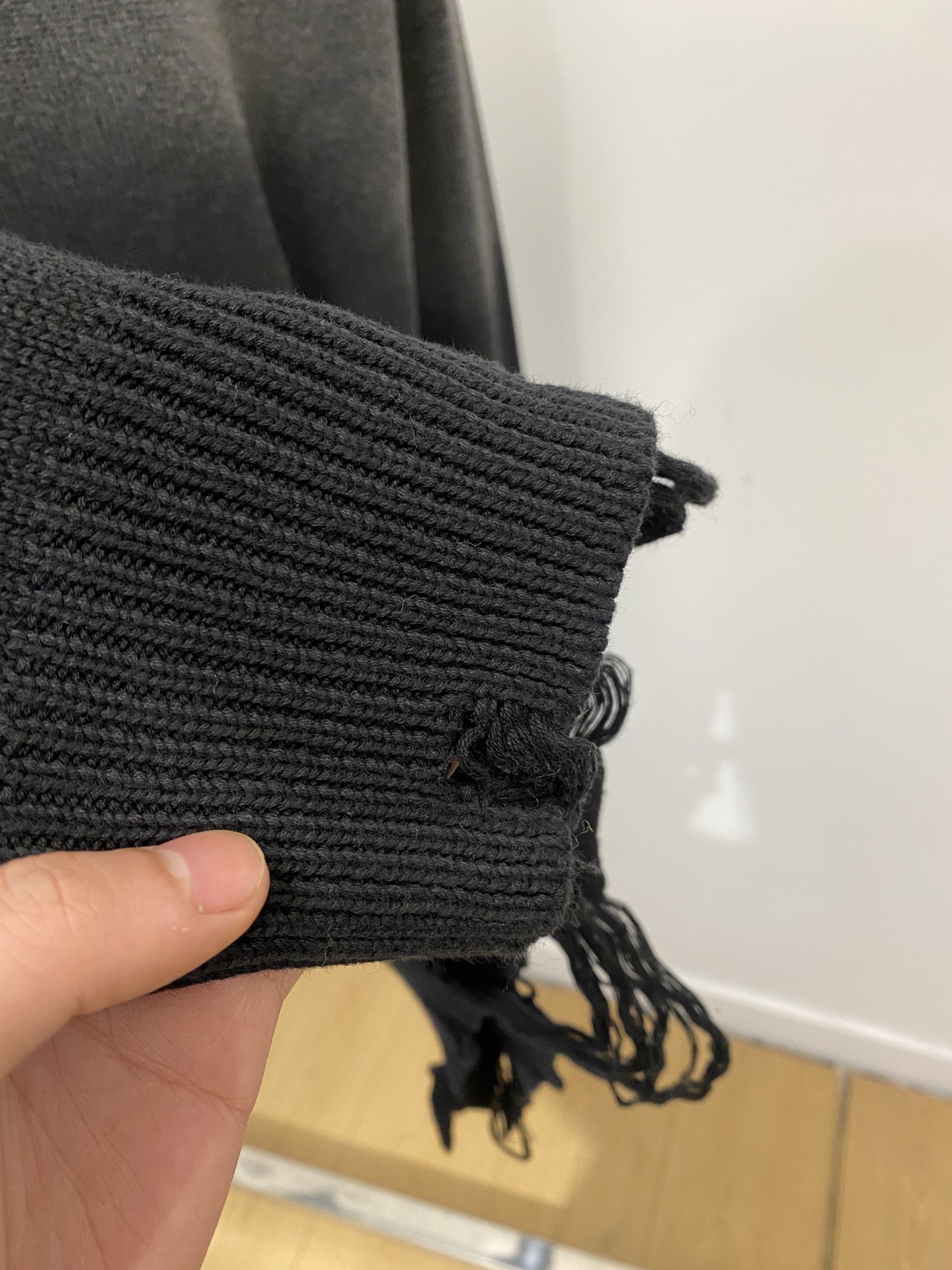 支持年后退换！ 迪奥、2025新品羊毛衣 具有手感细腻柔软，可直接与肌肤接触，让暖心的纱线变化出细腻的质