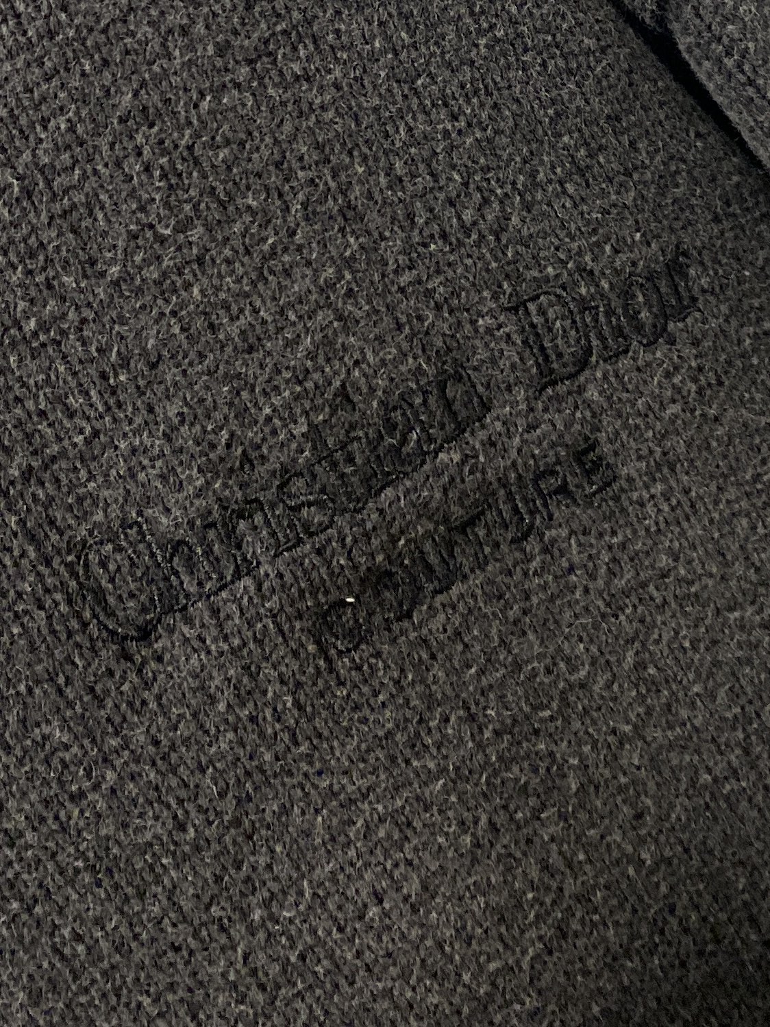 支持年后退换！ 迪奥、2025新品羊毛衣 具有手感细腻柔软，可直接与肌肤接触，让暖心的纱线变化出细腻的质