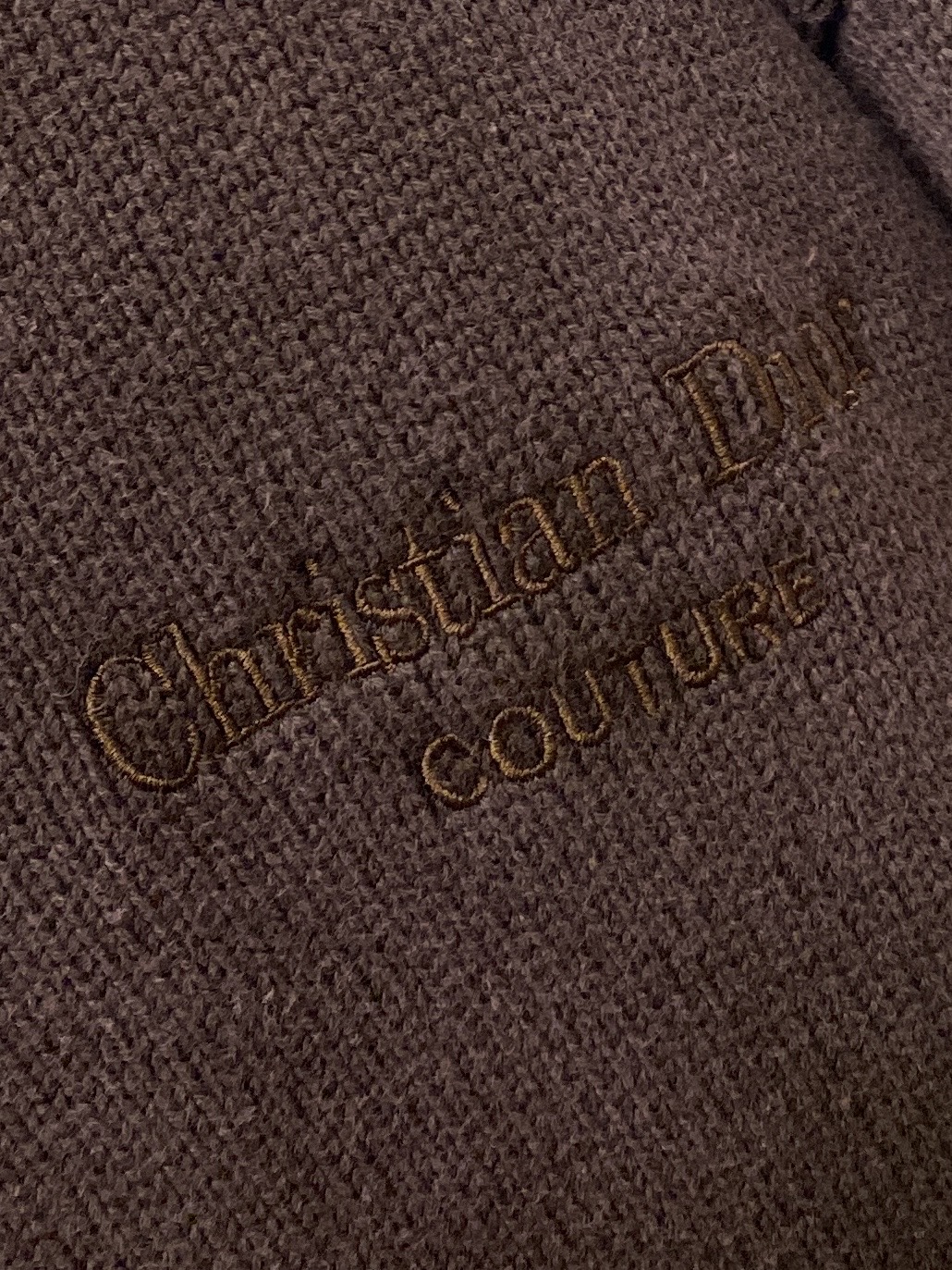 支持年后退换！ 迪奥、2025新品羊毛衣 具有手感细腻柔软，可直接与肌肤接触，让暖心的纱线变化出细腻的质