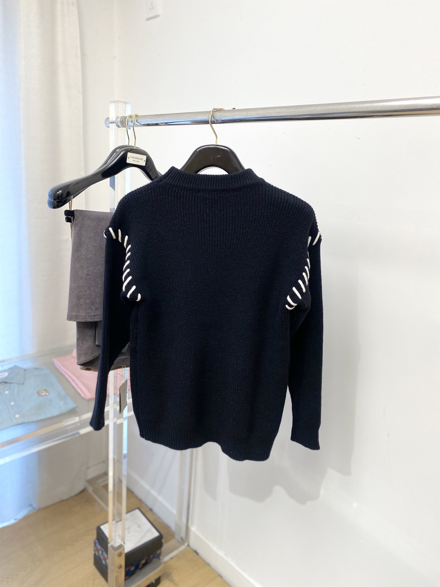 支持年后退换！ 罗意威、2025新品羊毛衣 具有手感细腻柔软，可直接与肌肤接触，让暖心的纱线变化出细腻的