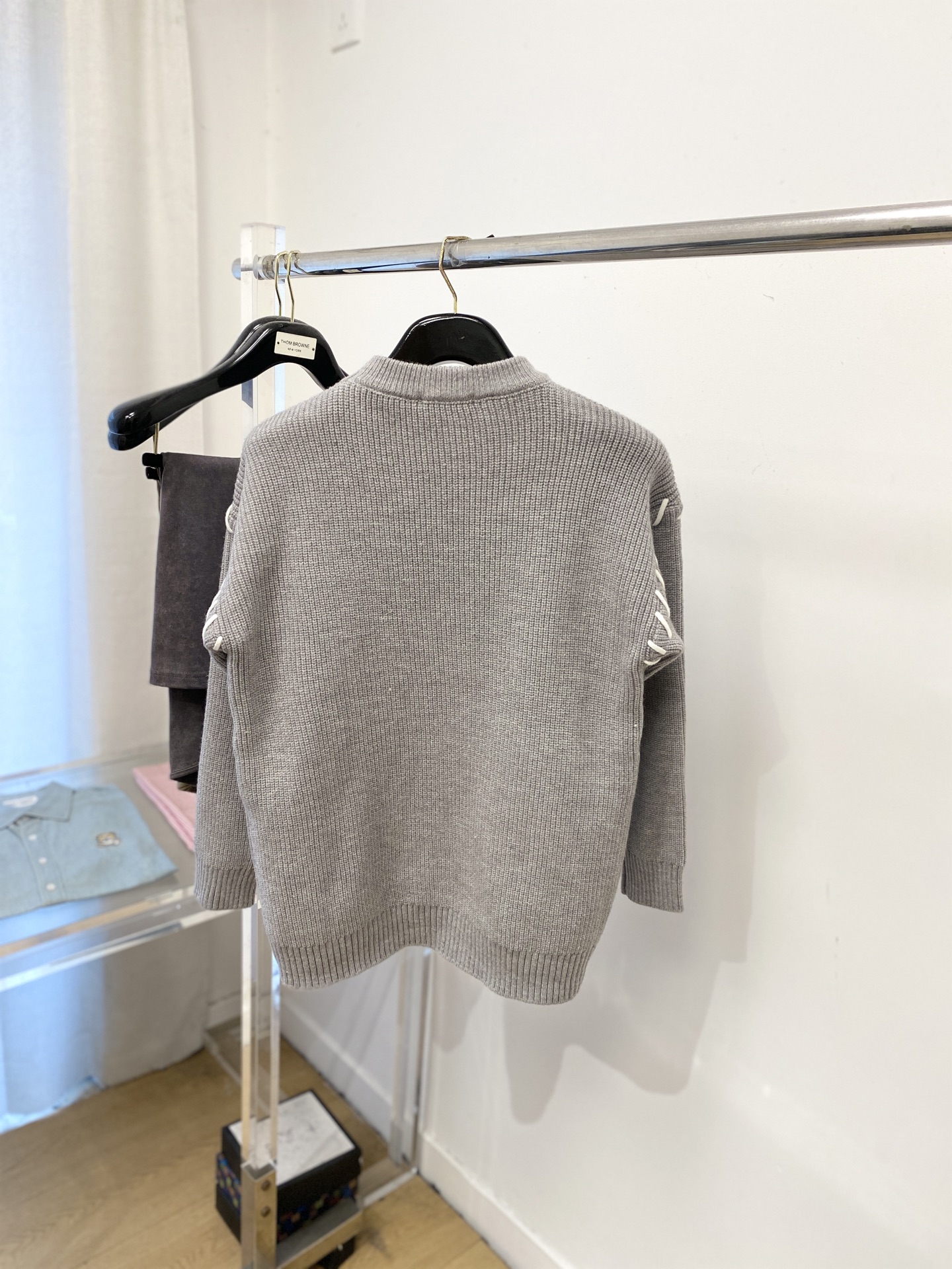 支持年后退换！ 罗意威、2025新品羊毛衣 具有手感细腻柔软，可直接与肌肤接触，让暖心的纱线变化出细腻的