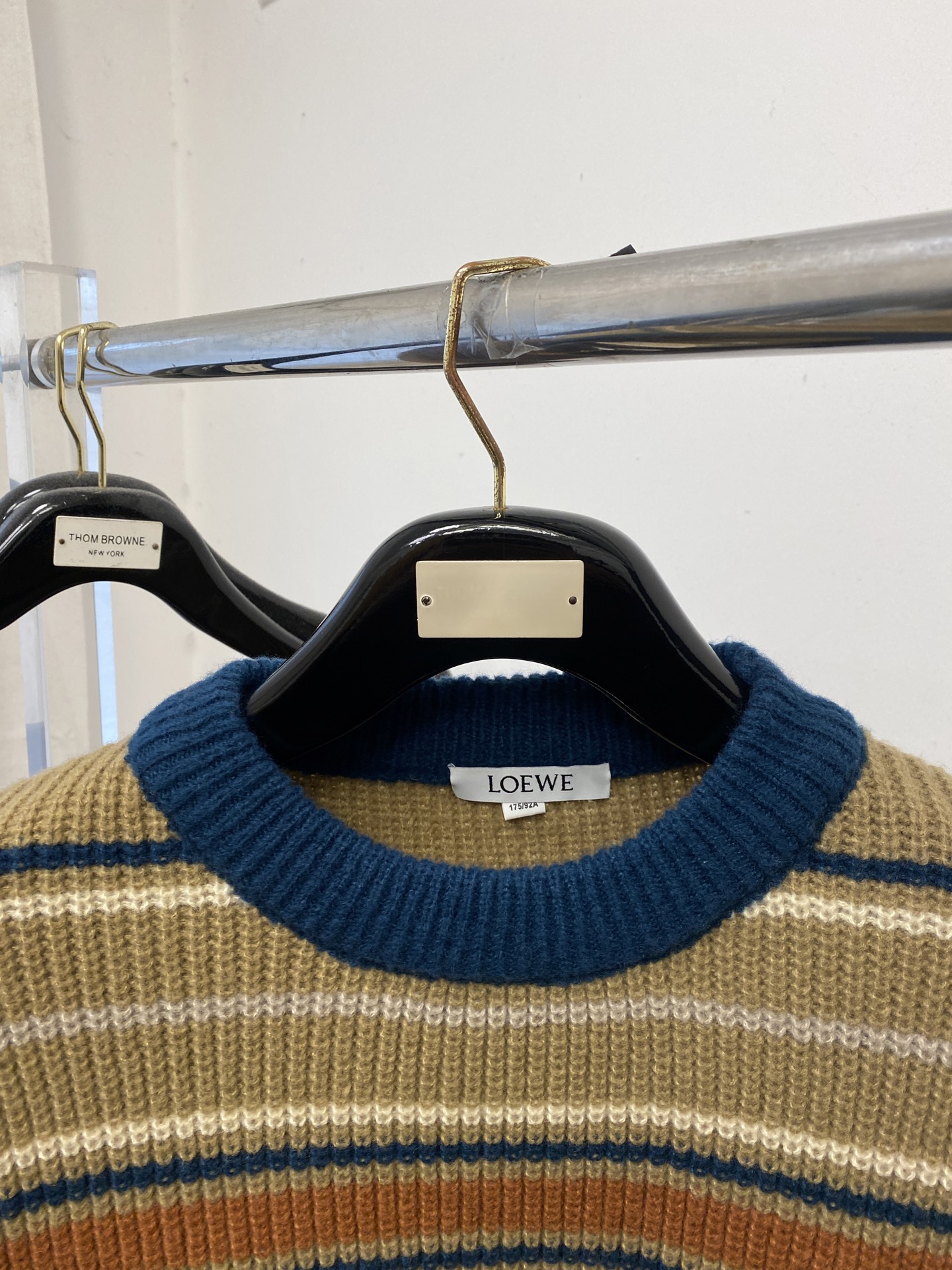 支持年后退换！ 罗意威、2025新品羊毛衣 具有手感细腻柔软，可直接与肌肤接触，让暖心的纱线变化出细腻的