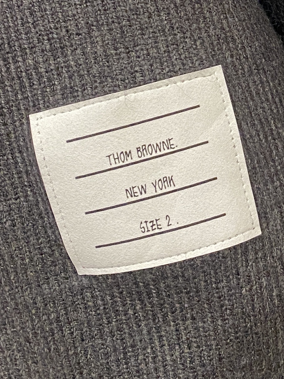 支持年后退换！ TB、2025新品羊毛衣外套 具有手感细腻柔软，可直接与肌肤接触，让暖心的纱线变化出细腻